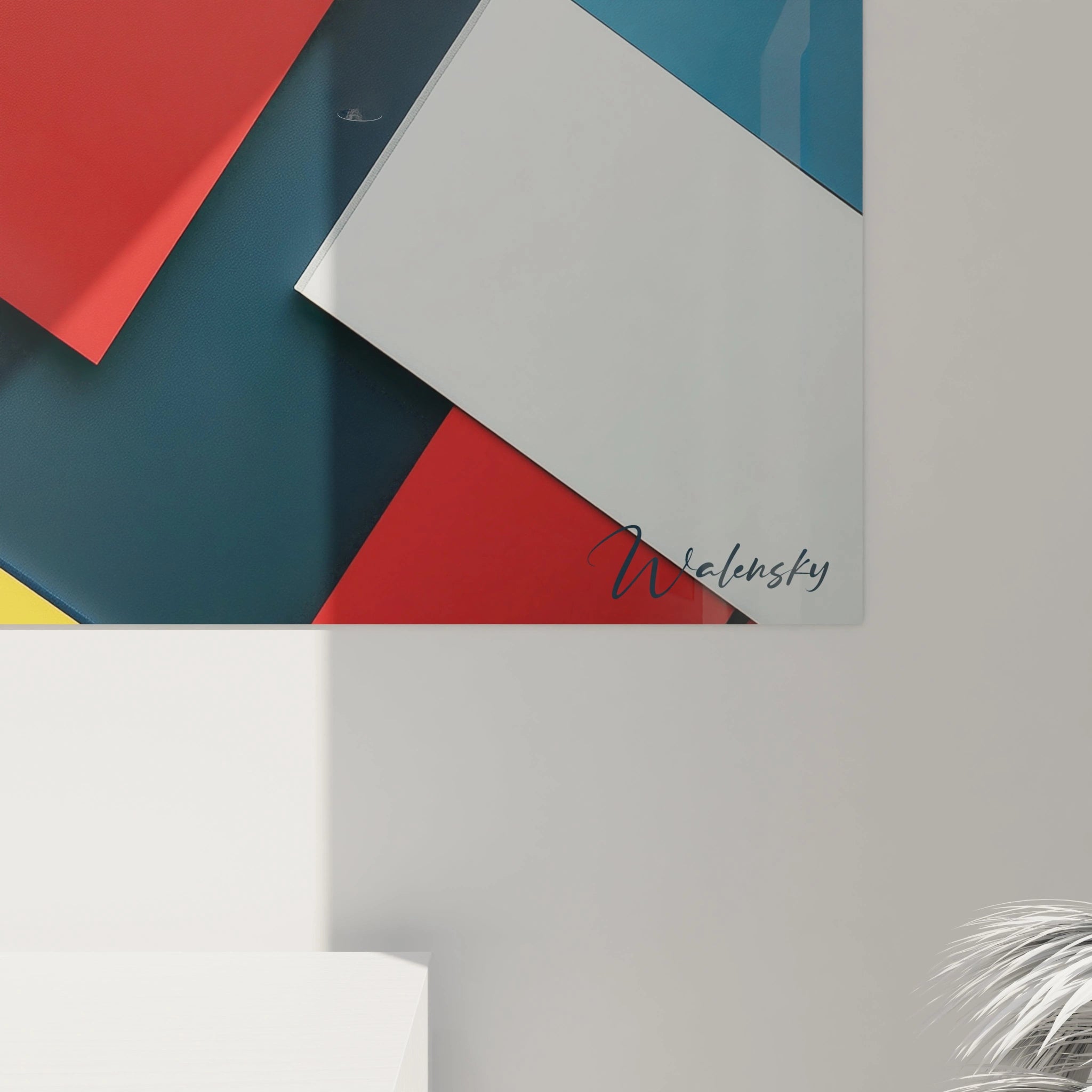 Un tableau Piet Mondrian mettant en avant des formes rectangulaires superposées, où les couleurs primaires ressortent sur un fond bleu nuit, avec des ombres précises pour un effet de profondeur.