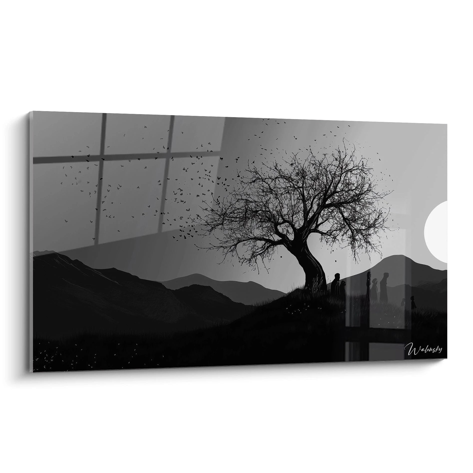 Un tableau Goya représentant un arbre solitaire aux branches dénudées, des silhouettes humaines sombres et un soleil blanc en arrière-plan, le tout dans des nuances de noir, gris et blanc.