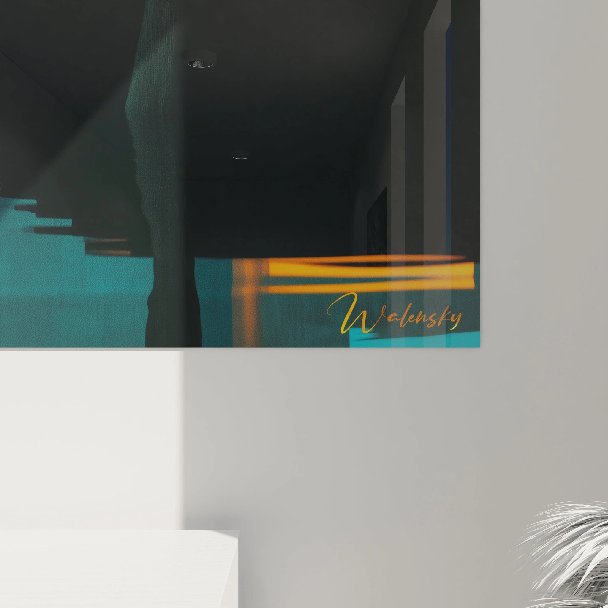 Gros plan sur les escaliers d'un tableau René Magritte, avec une lumière jaune éclatante, des ombres profondes, et des textures lisses reflétées sur une surface aquatique sereine.