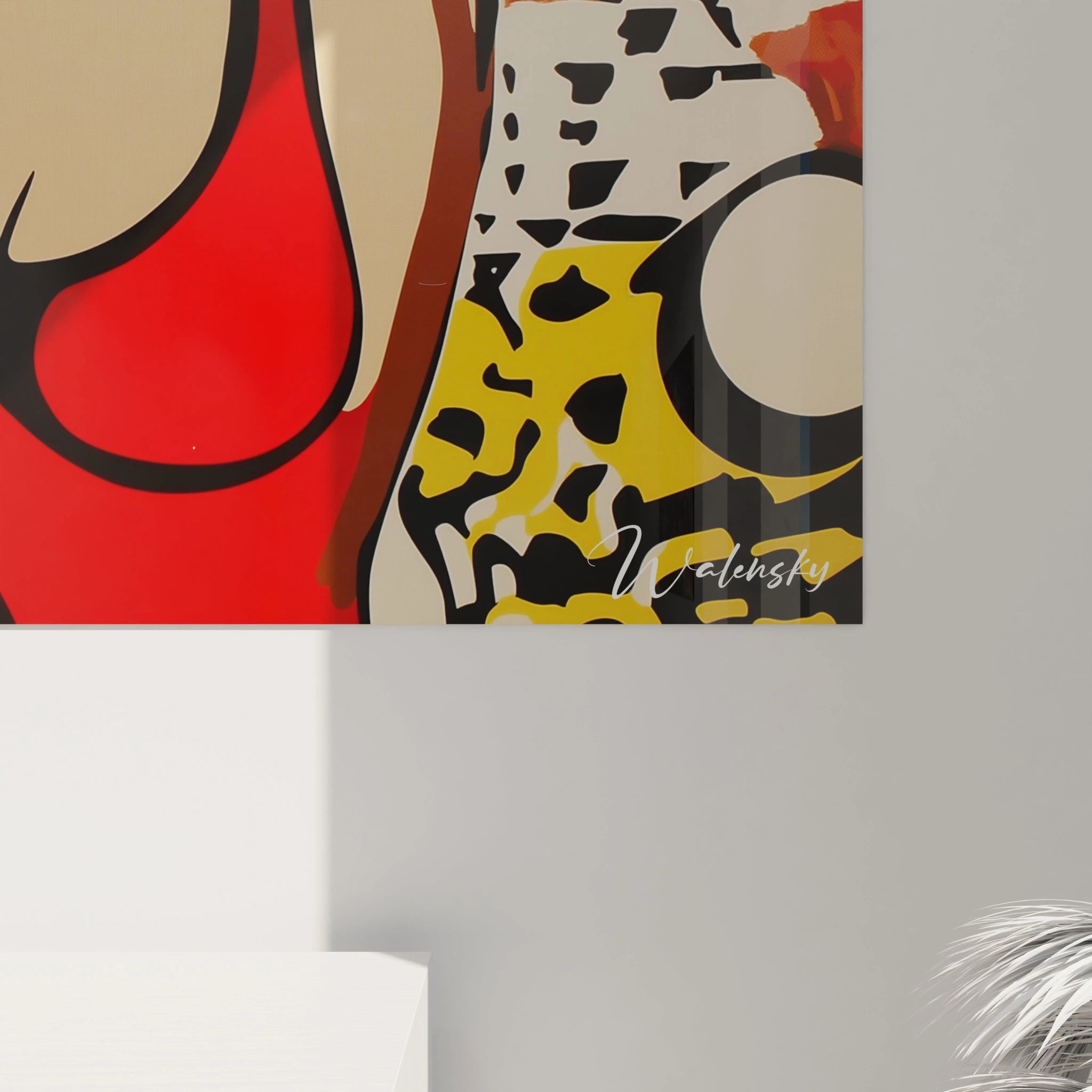 Un tableau Pierre-Auguste Renoir affichant une composition graphique avec deux figures féminines en gros plan, sur un fond orné de formes abstraites, de pois et de triangles noirs sur fond blanc.