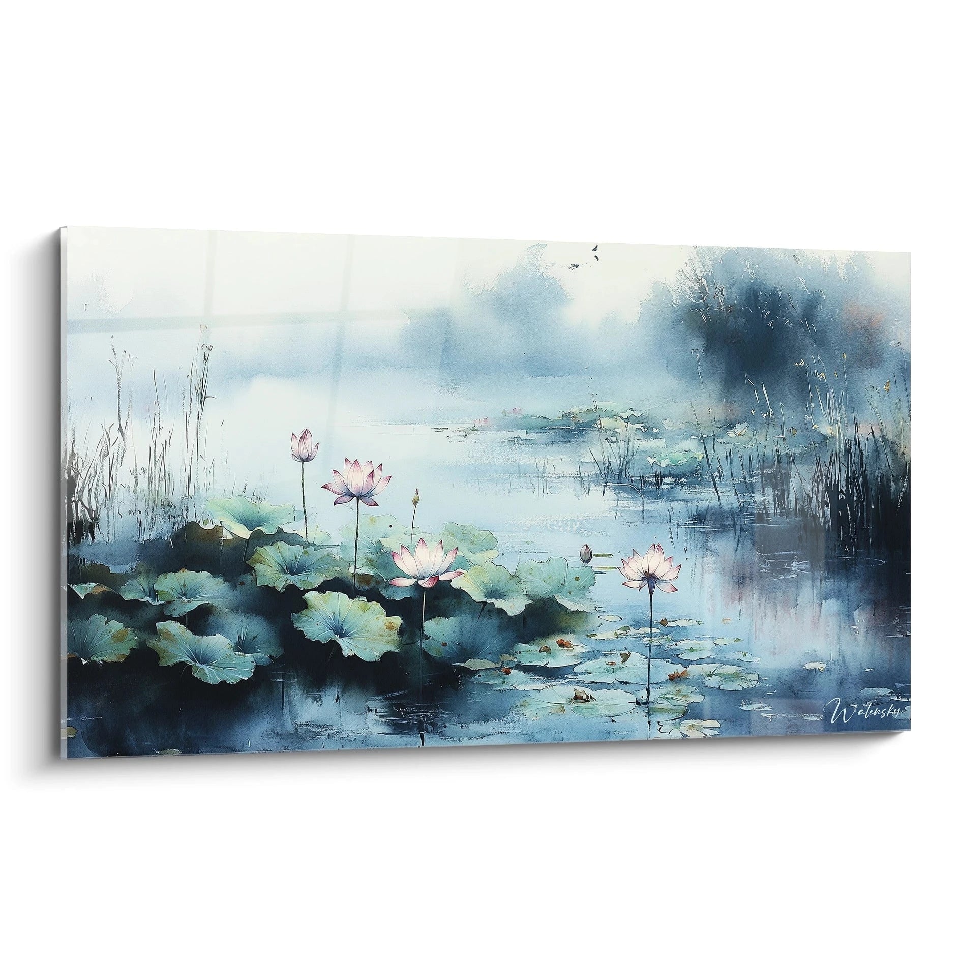 Un tableau Claude Monet représentant un étang avec des lotus roses, des feuillages verts, et un fond de tons bleus brumeux, avec des textures fluides et des reflets délicats sur l'eau.