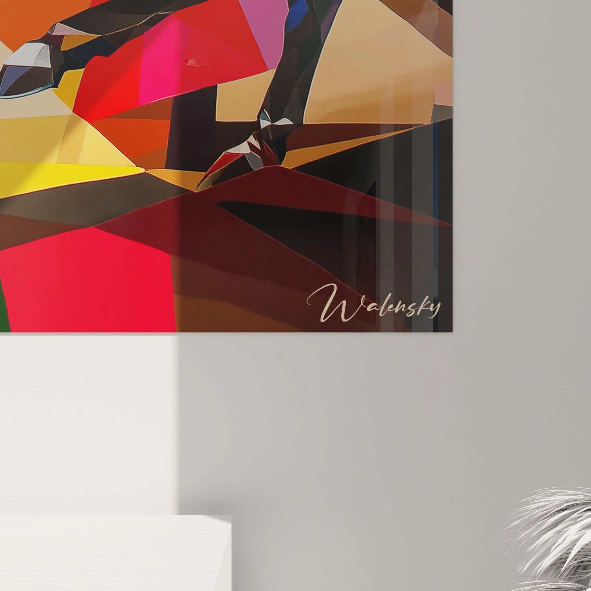 Un tableau Théodore Géricault montrant un cavalier sur un cheval dans une composition aux couleurs vives, avec des facettes géométriques de rouge, orange et bleu, créant un effet de fragmentation et de profondeur.