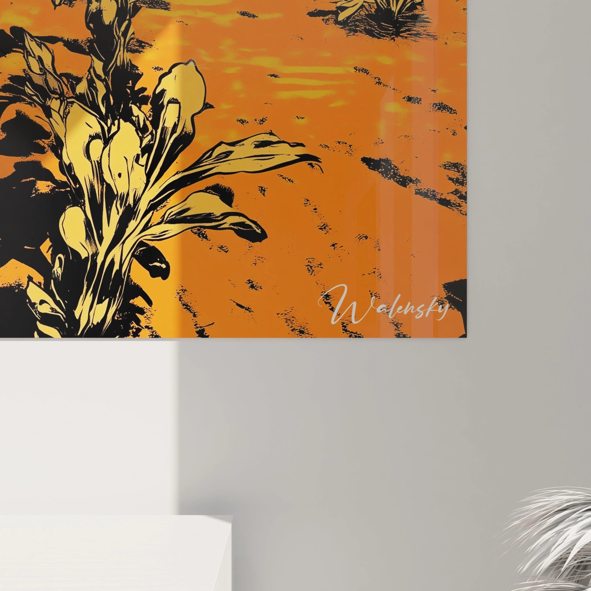 Un tableau Camille Pissarro représentant une femme tenant un bouquet, debout devant un champ labouré. Les aplats de couleur vives, notamment orange et bleu, sont accentués par des contours noirs et nets.