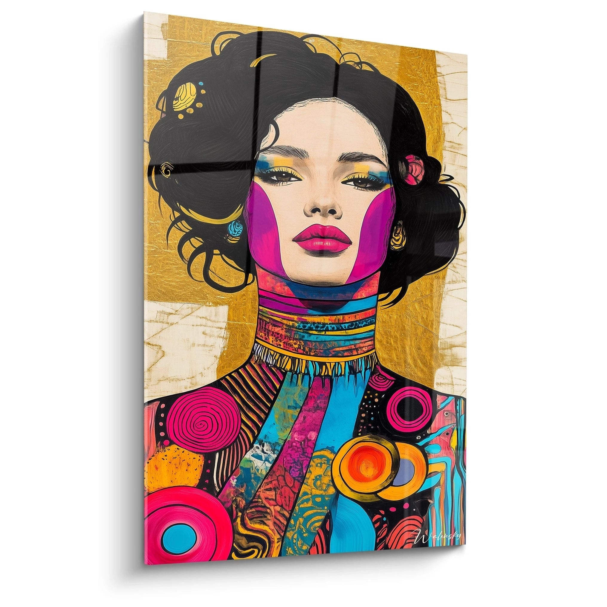 Un tableau Gustav Klimt montrant un visage féminin stylisé, avec des lèvres roses, des motifs circulaires multicolores, et un fond doré texturé.