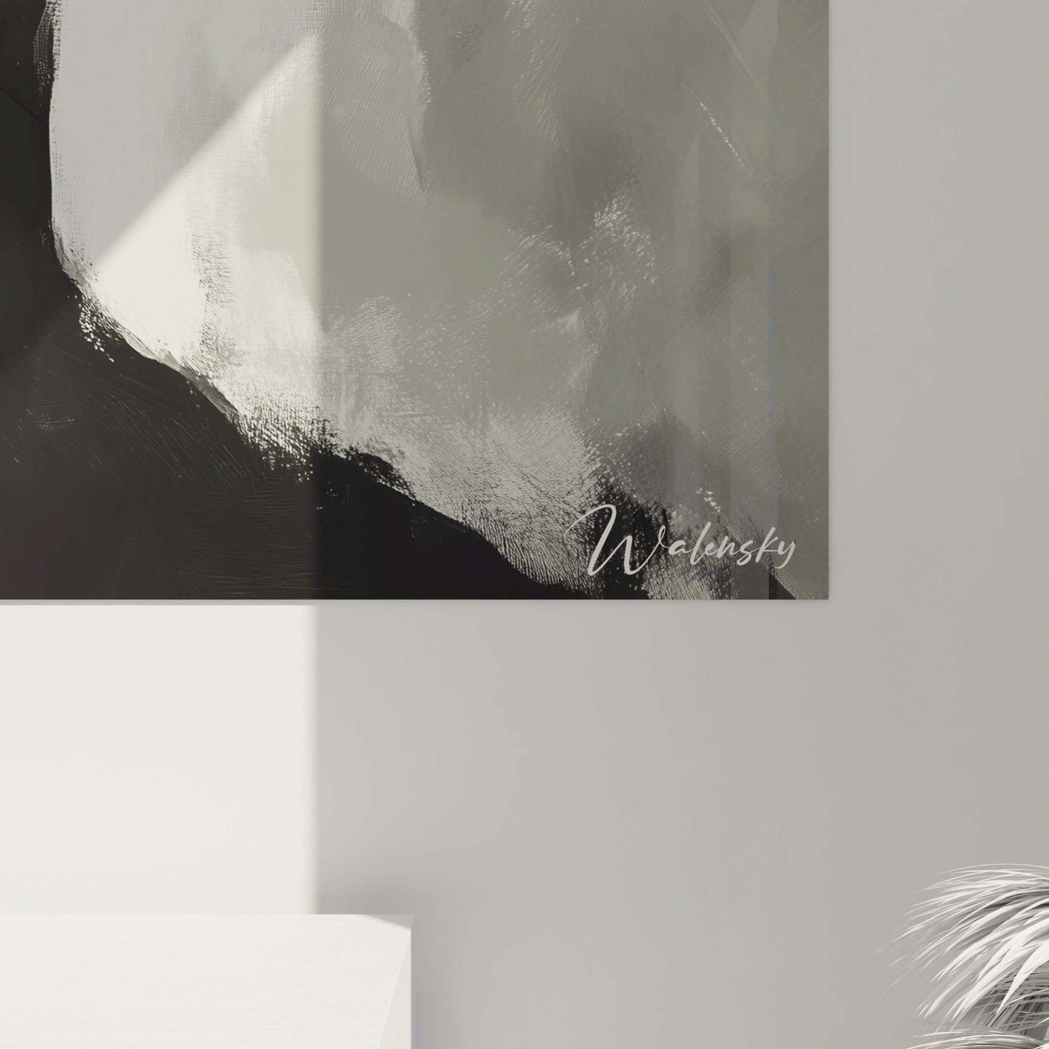 Tableau Amedeo Modigliani présentant un portrait stylisé en noir, gris et blanc, avec des ombres contrastées, des contours marqués, et des effets de texture brute et de superposition de peinture.