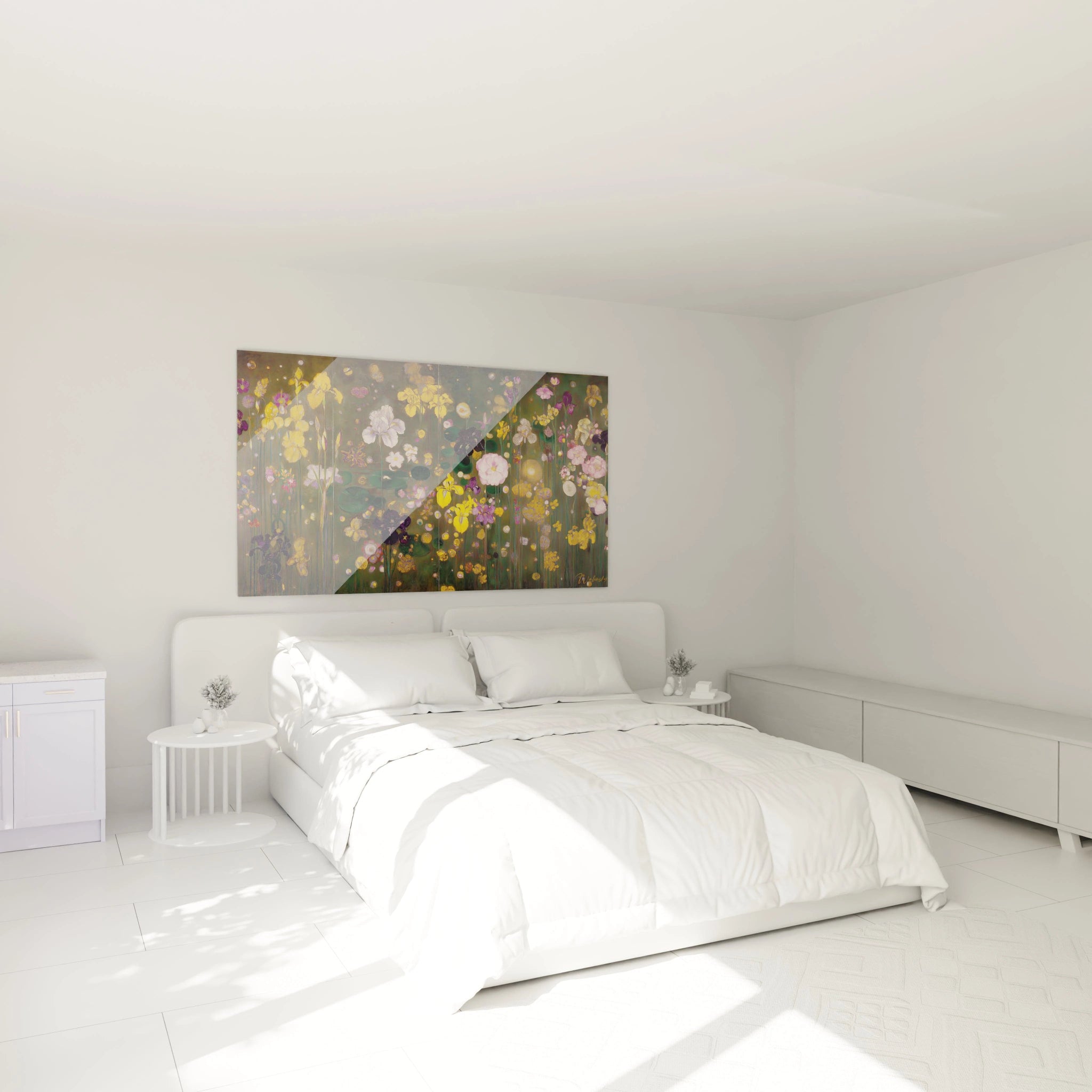 tableau iris symboliste Walensky tableau mural floral coloré accroché au dessus du lit dans une chambre lumineuse minimaliste