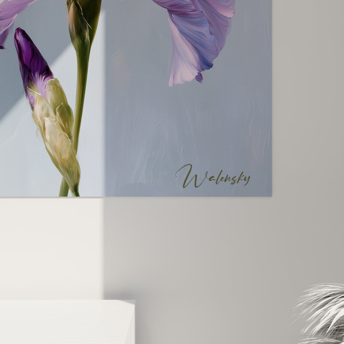 Empâtements et coulures visibles sur les pétales mauves et violets de cet iris peint