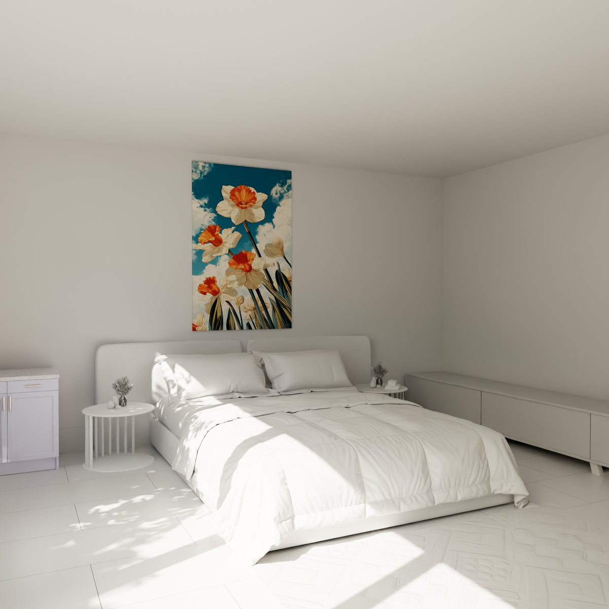 Jonquilles orangées et blanches sous ciel bleu, accrochées au-dessus d'un lit dans une chambre claire