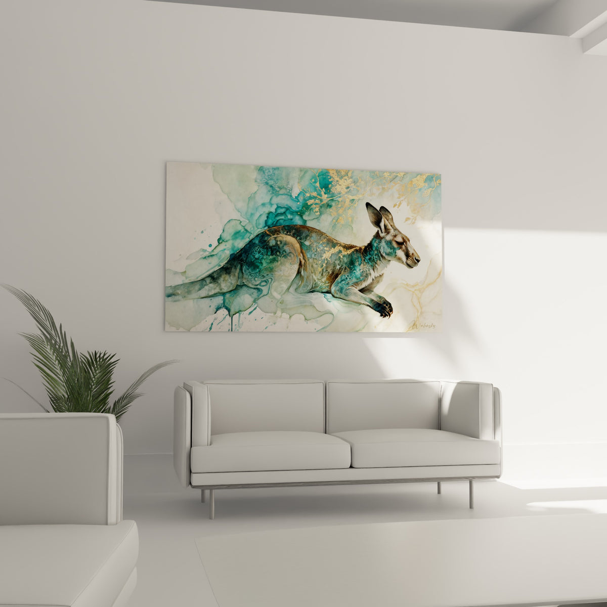 Silhouette paisible en camaïeu sarcelle et beige, positionnée au-dessus d'un canapé dans un salon lumineux.