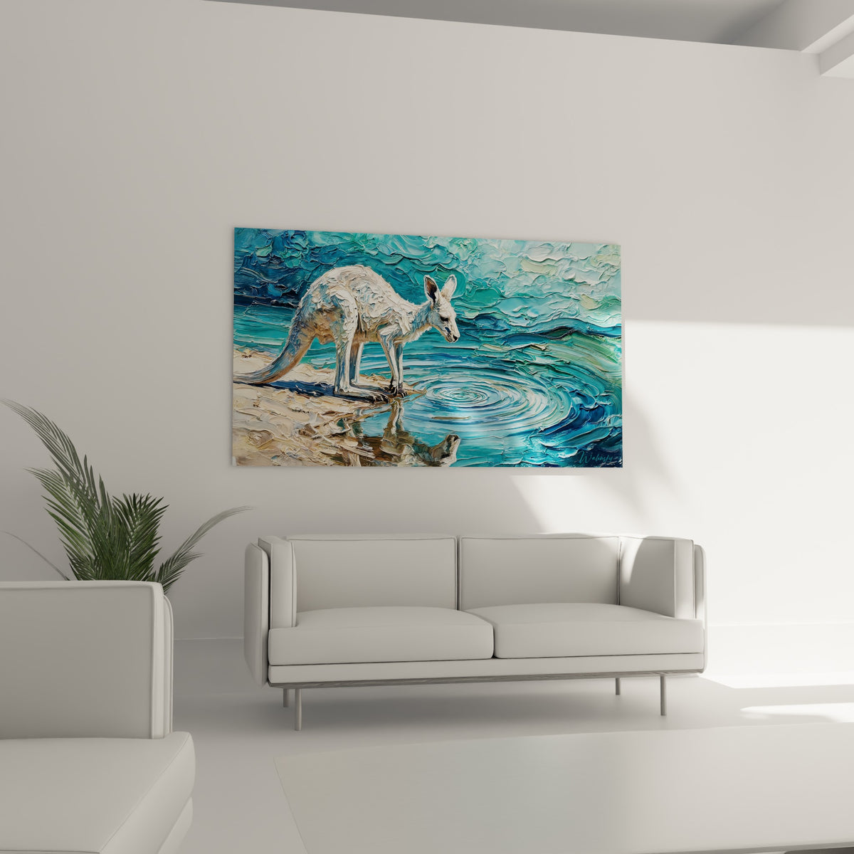 Animal blanc face à son reflet dans des cercles turquoise, tableau au-dessus d'un canapé dans un salon lumineux.