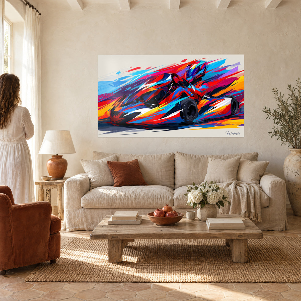 Pilote de kart aux couleurs orange et violet vibrantes, accroché au-dessus d'un lit dans une chambre claire