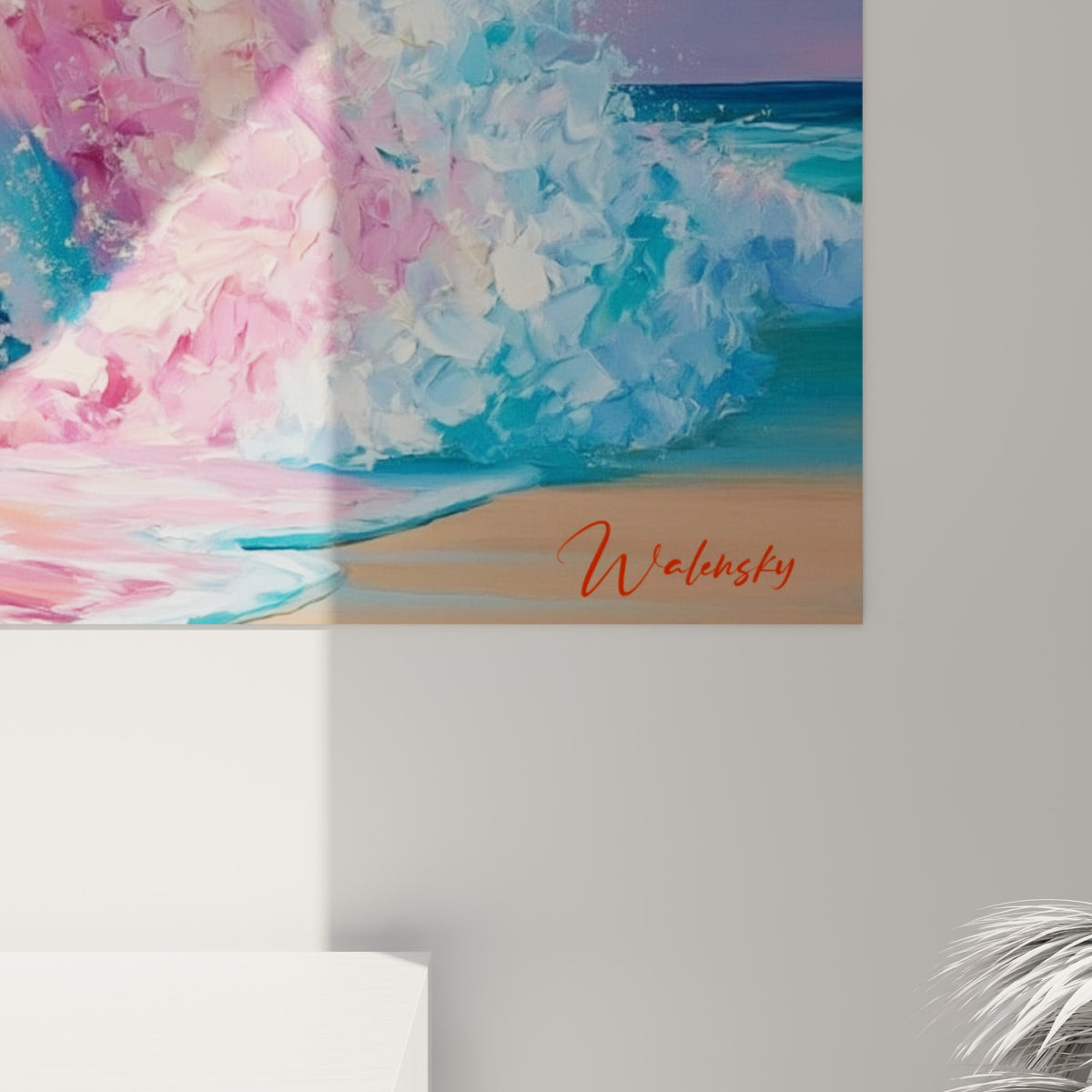 Empâtements roses et blancs de l'écume marine, matière épaisse et coulures turquoise visibles de près