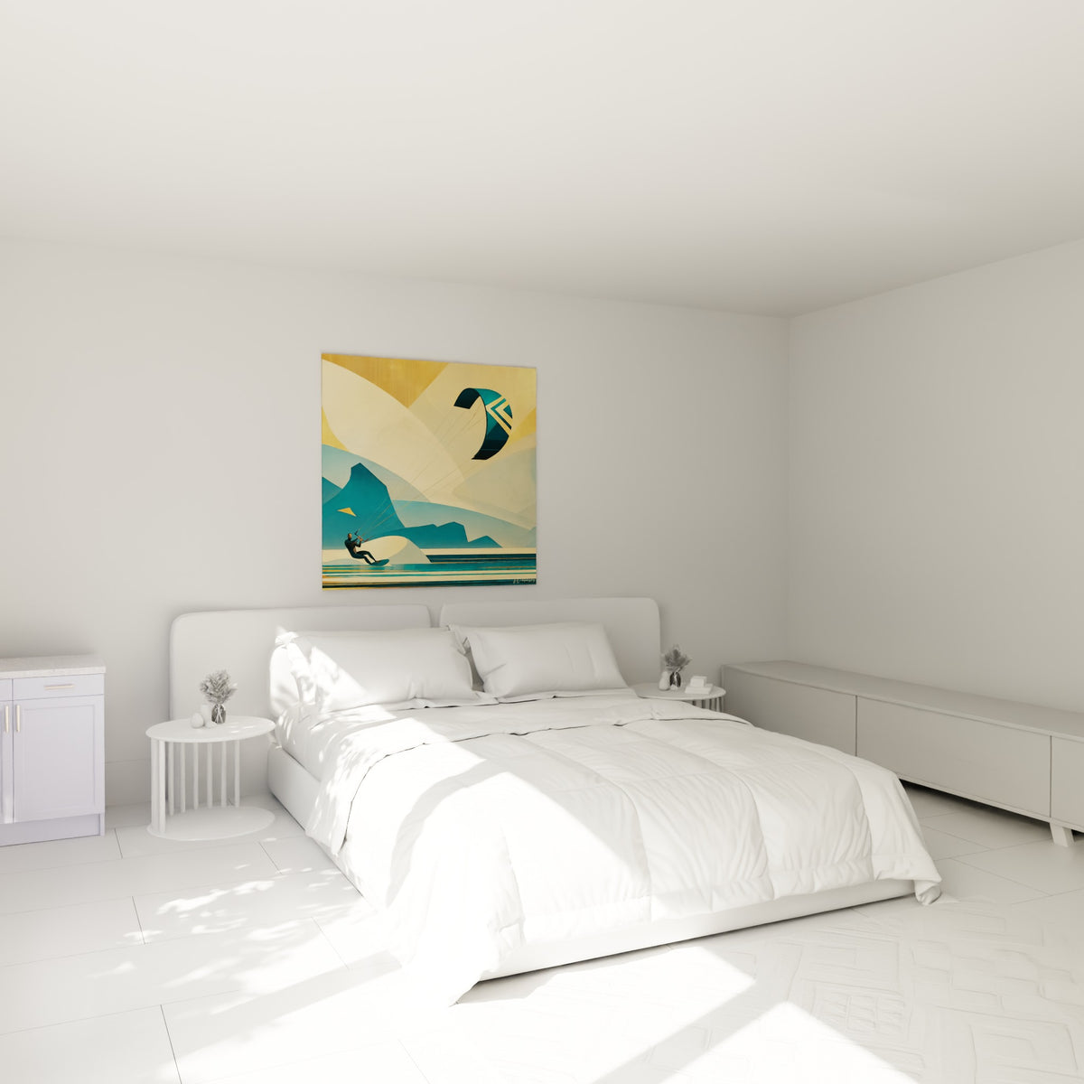 Voile de kitesurf bleu pétrole et ciel doré au-dessus d'un lit dans une chambre claire