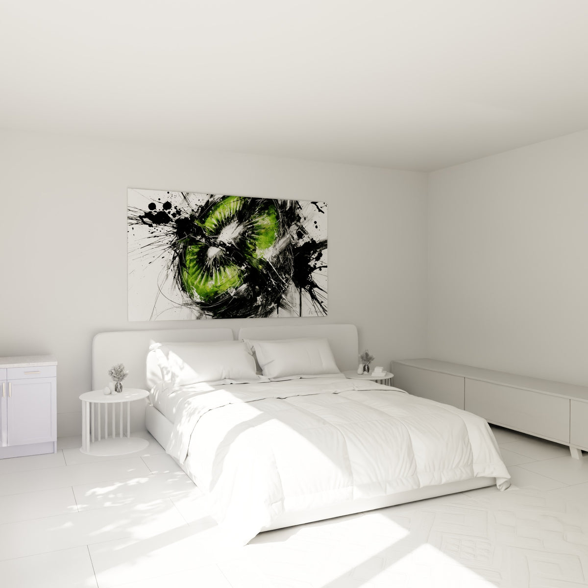 Fruit de kiwi vert éclaboussé de noir accroché au-dessus d'un lit dans une chambre claire