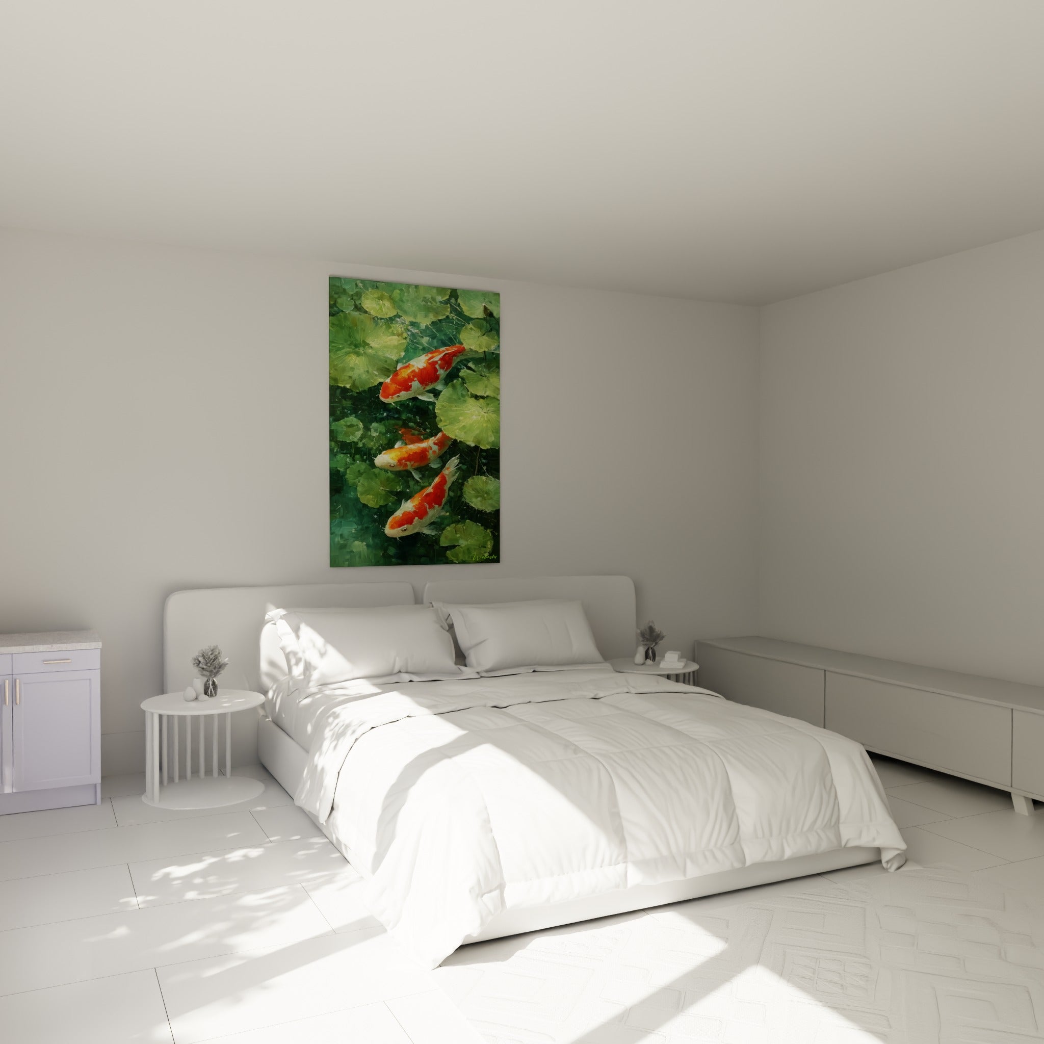 Carpes koï orange glissant parmi les feuilles vertes, accrochées au-dessus d'un lit dans une chambre claire