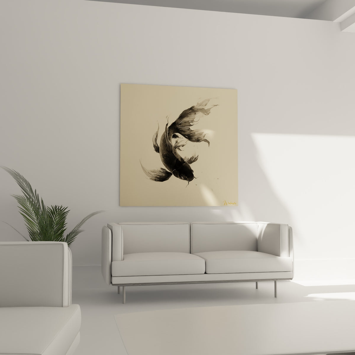 Silhouette koi encre noire et grise sur fond ivoire, au-dessus d'un canapé dans un salon lumineux