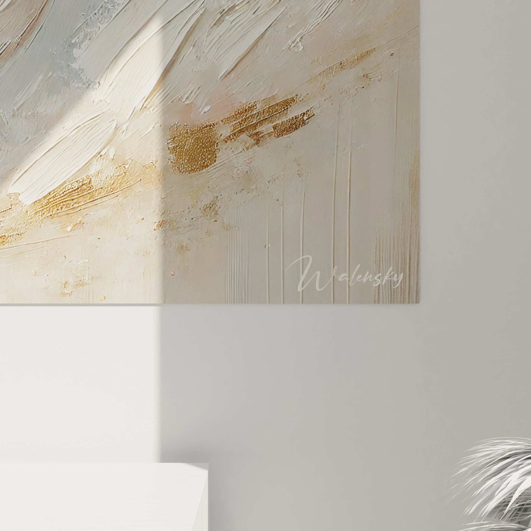 Découvrez chaque détail fascinant de ce tableau Lune en gros plan, mettant en valeur ses textures et ses reflets dorés pour une élégance inégalée.