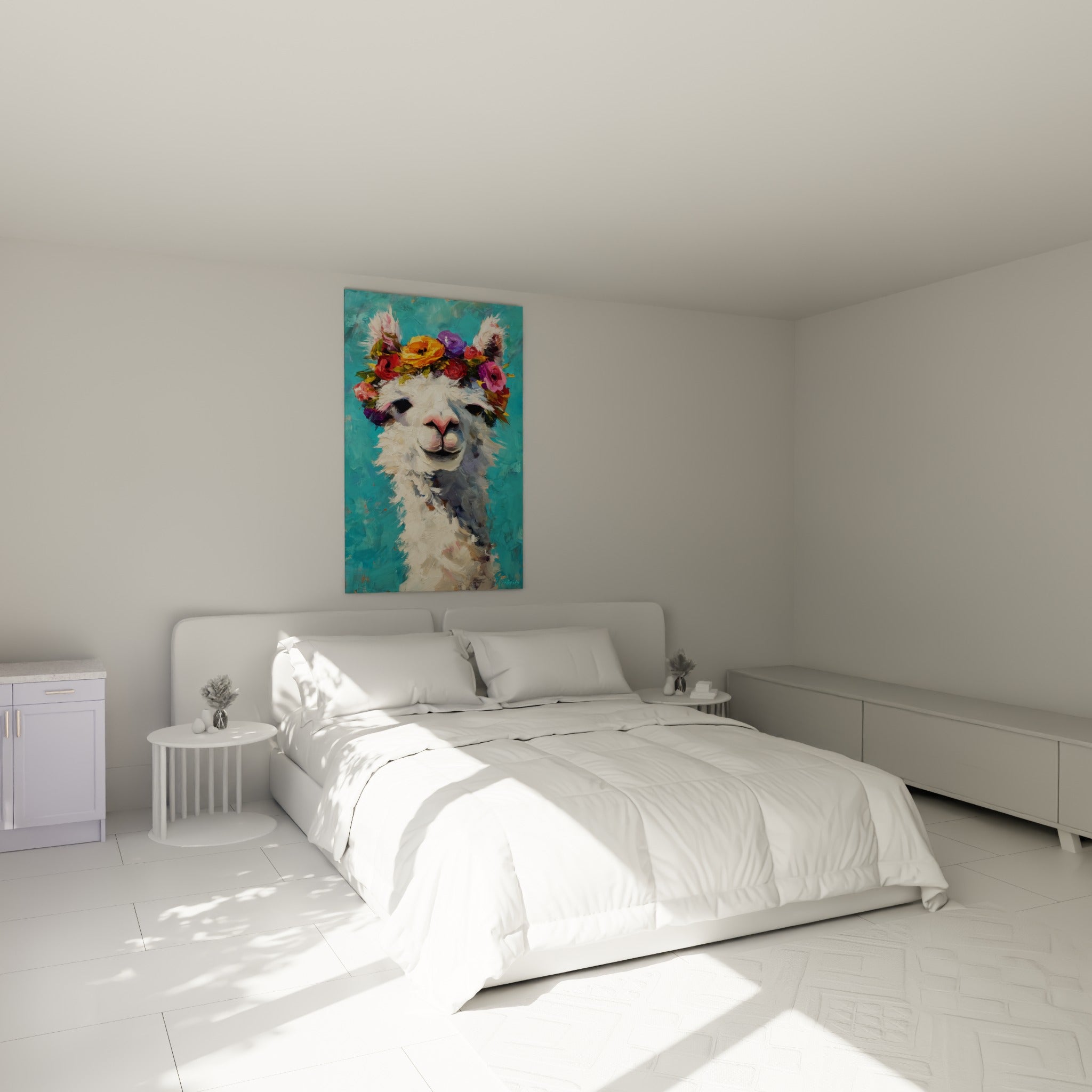 Museau rose et regard doux du lama fleuri accroché au-dessus d'un lit dans une chambre claire