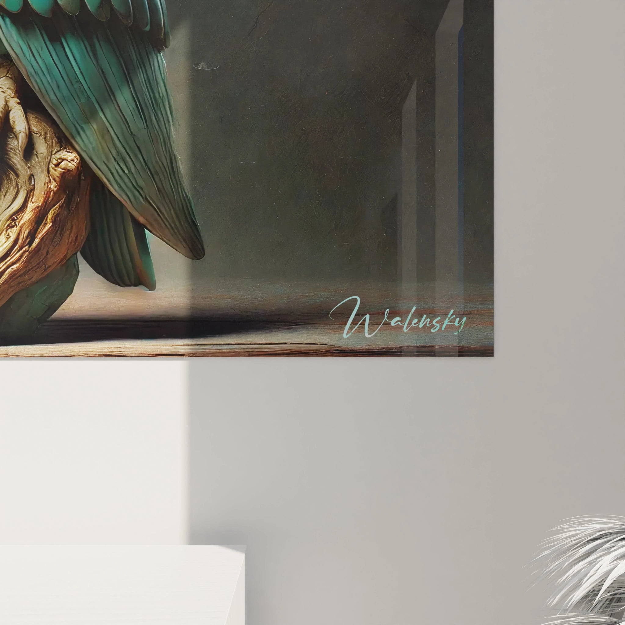 Vue de pres de ce tableau hibou montrant des details sculptes des plumes et des nuances bleues vibrantes. Un effet de profondeur qui capte le regard et donne un style unique a votre interieur.