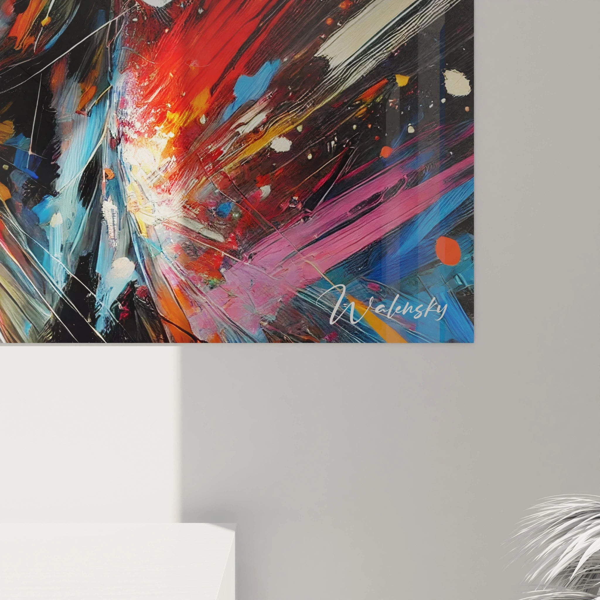 Vue rapprochée du tableau chien abstrait avec un dalmatien expressif. Les détails des coups de pinceau et des couleurs dynamiques créent une texture captivante.