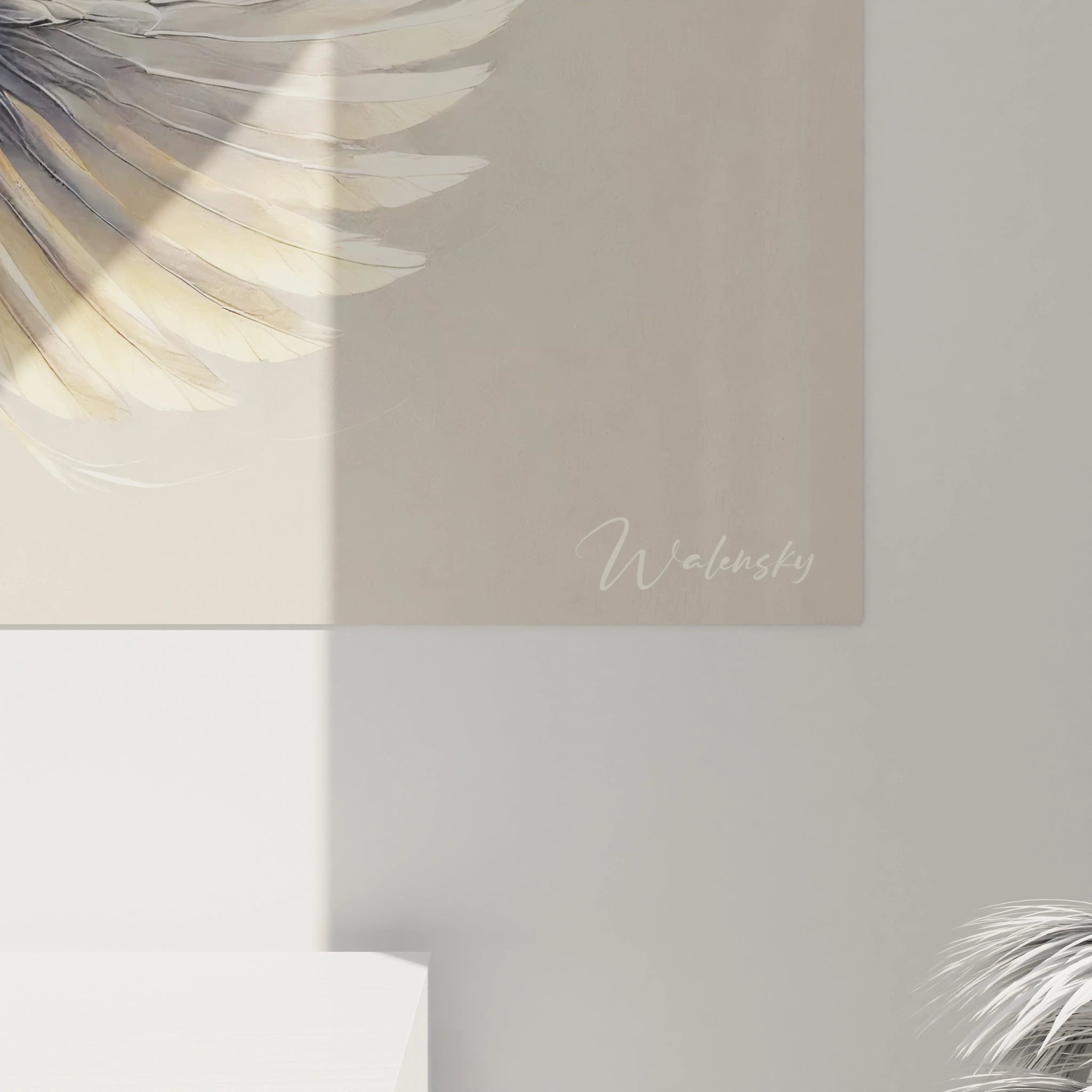 vue rapprochee du tableau heron revelant la finesse de chaque plume dans un jeu de lumiere subtil ce tableau invite a la contemplation et sublime la beaute naturelle