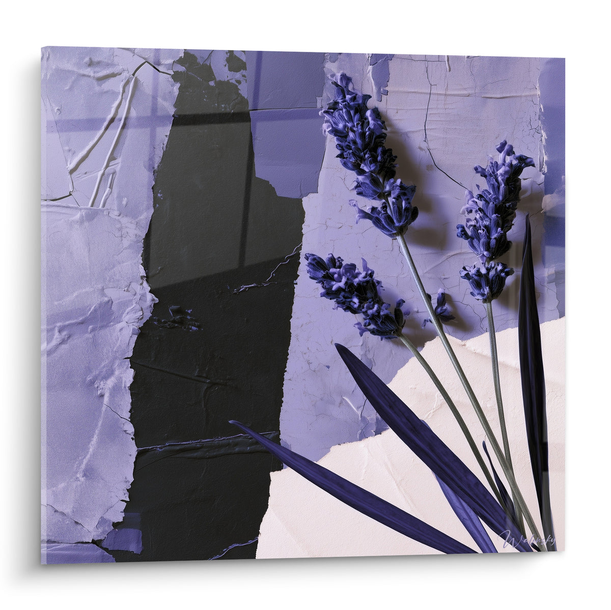Lavande violette aux tiges fines sur fond anthracite et ivoire déchiré, style collage botanique