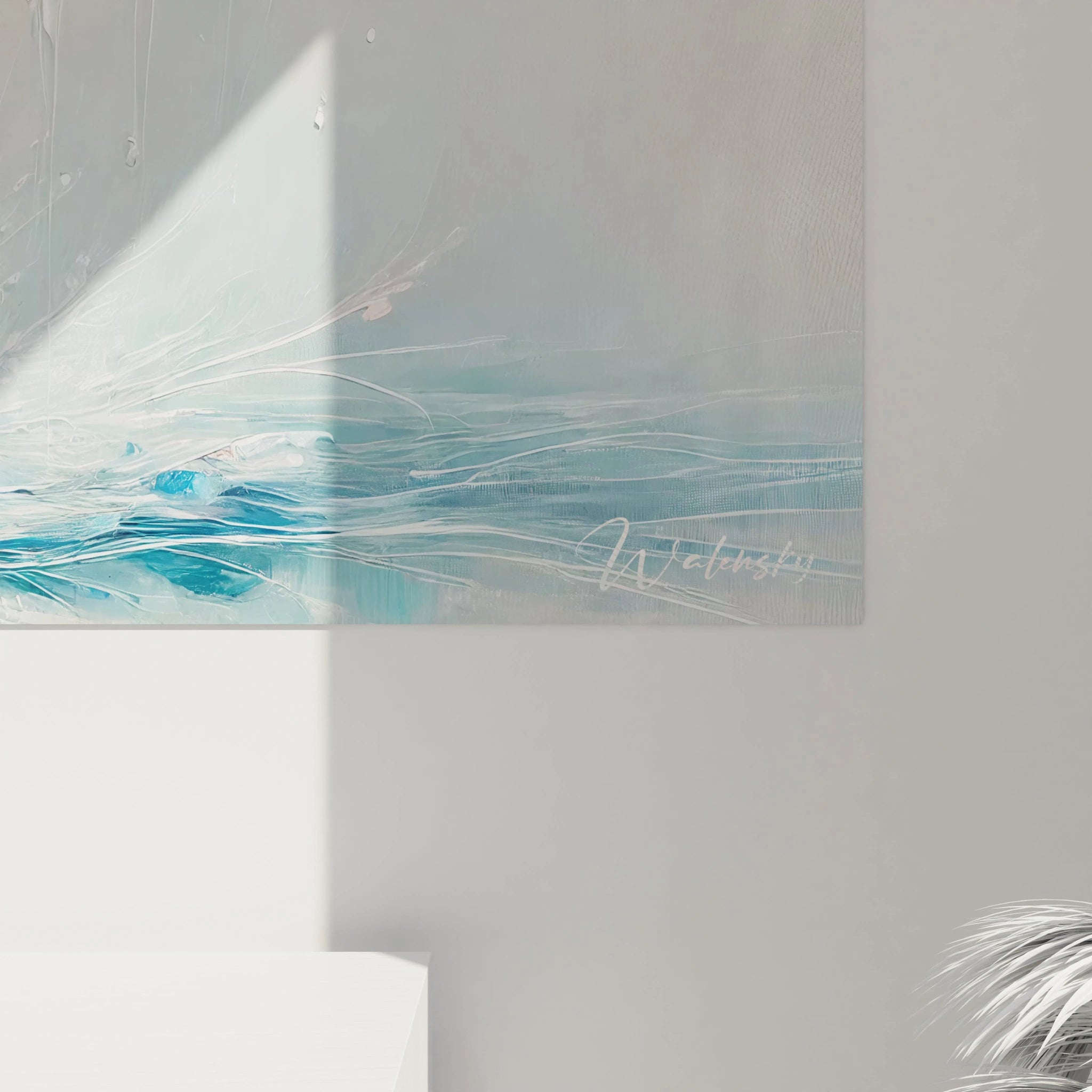 Vue rapprochée de ce tableau baleine mettant en valeur chaque détail du mouvement gracieux de l'animal. L'œuvre marine captivante révèle la précision des traits et la fluidité des éclaboussures.