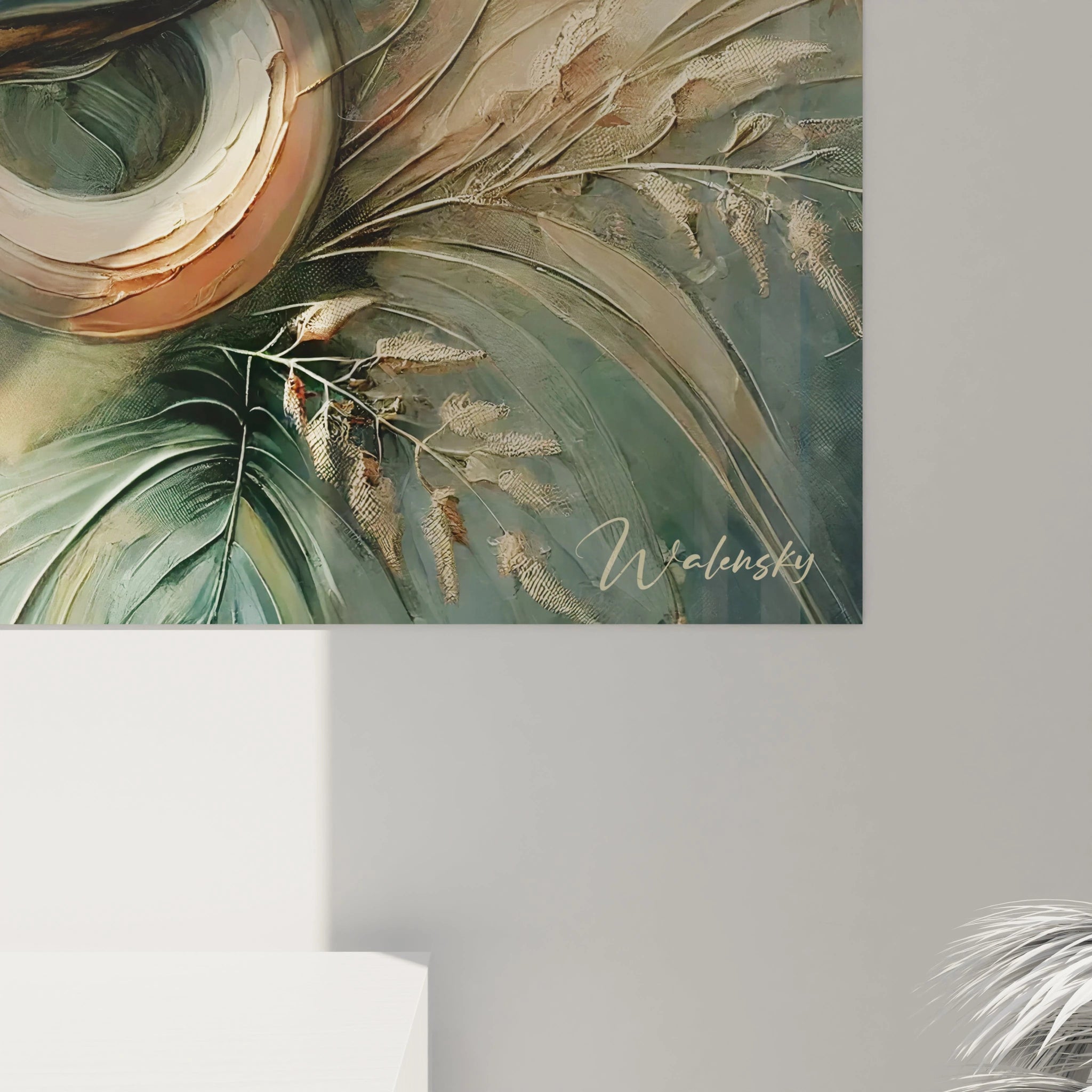 vue rapprochee du tableau serpent revelant des ecailles detaillees et des tons subtils de bleu et beige pour une deco raffinee alliant mystere et serenite