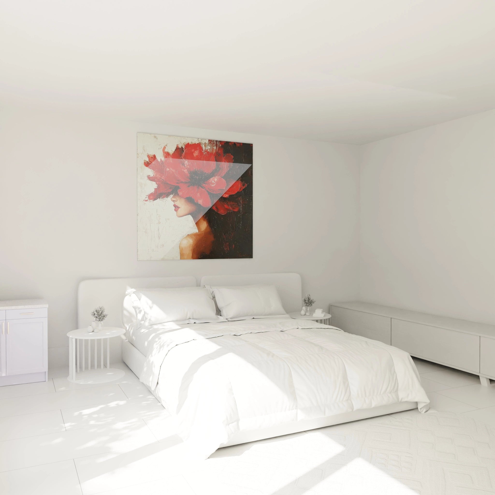 Un tableau fleur coquelicot femme montrant un visage de profil aux lèvres rouges surmonté d'une grande fleur écarlate aux pétales texturés. Fond divisé entre blanc craquelé et noir profond, créant une atmosphère dramatique et mystérieuse.