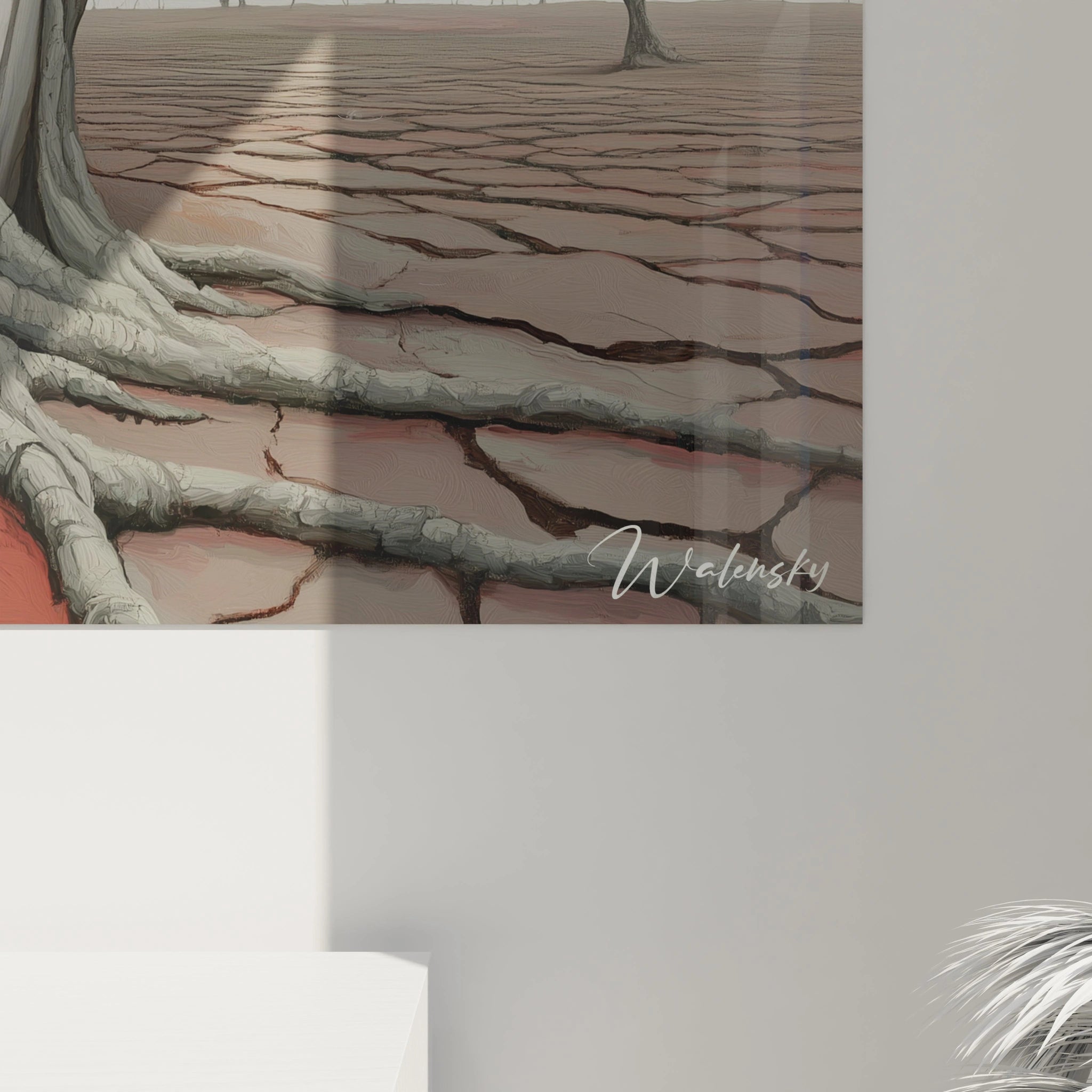 Détail d’un tableau surréalisme abstrait où des racines grises encadrent un visage blanc, sur un fond de nuages et un sol fissuré dans des tons rouges et beiges.