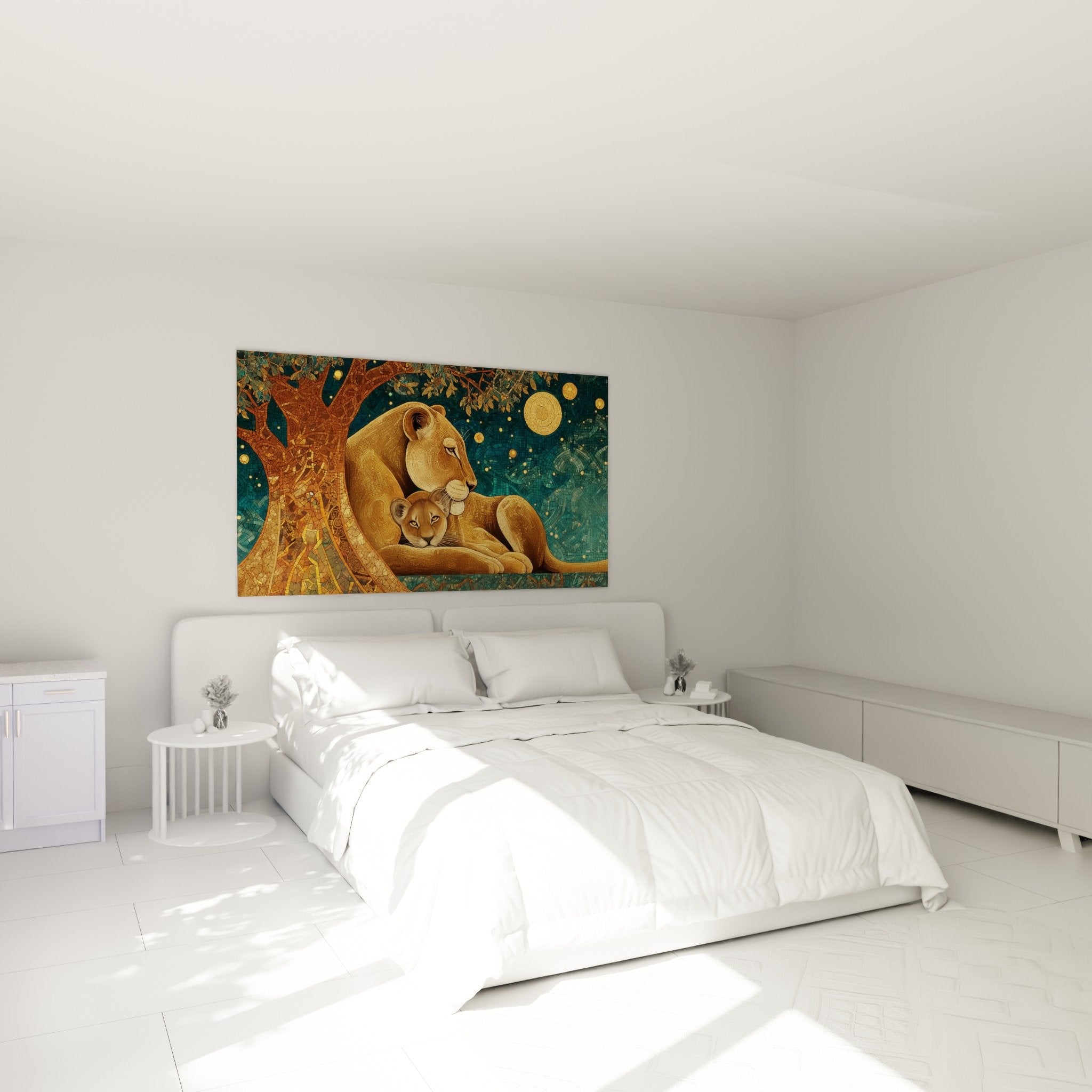 Quadro leone mosaico dorato installato in camera moderna con arredo turchese e toni caldi