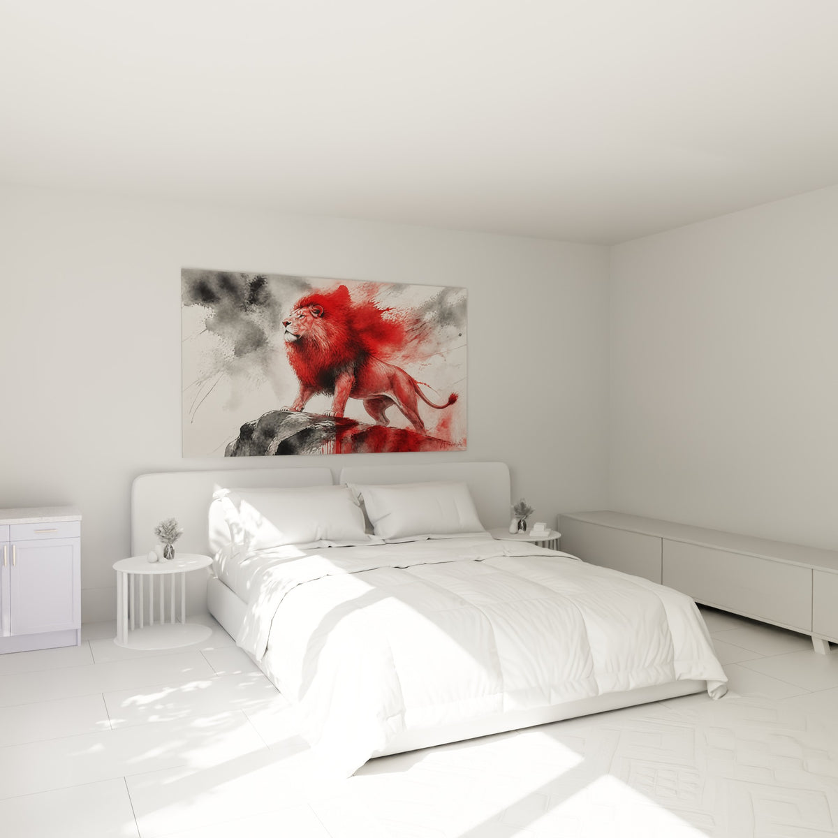 Fauve rouge et anthracite en position vigilante, accroché au-dessus d'un lit dans une chambre claire