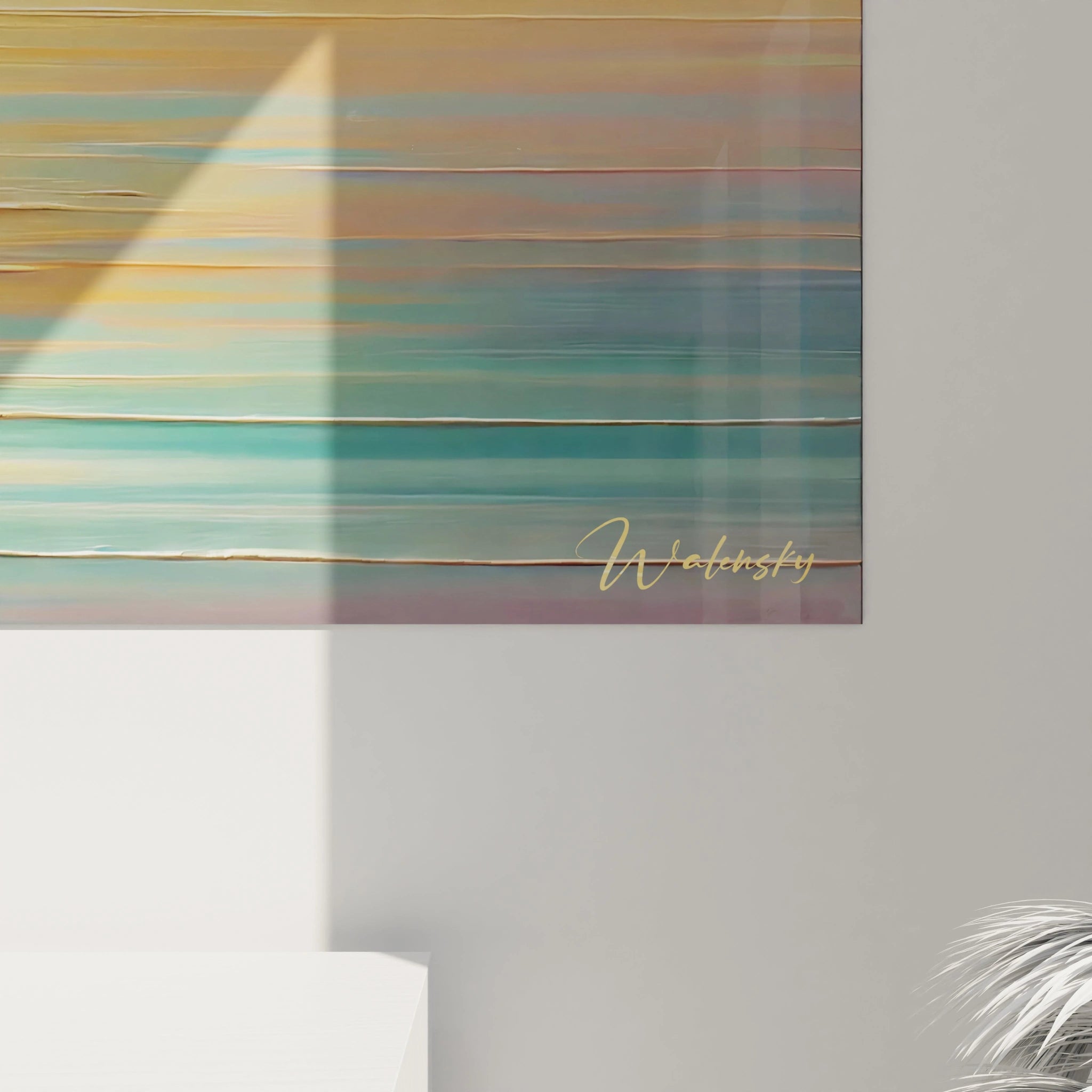 Découvrez de près le tableau Coucher de Soleil, où chaque coup de pinceau crée une profondeur unique. Les couleurs éclatantes et les reflets apaisants captivent le regard et invitent à la contemplation.