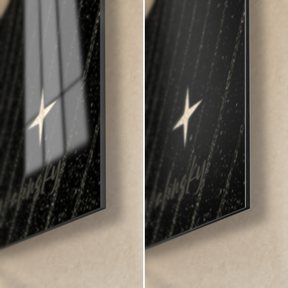 Tableau satellite ivoire sur nuit noire, étoile à quatre branches et signature au coin bas droit, verre brillant et Dibond mat