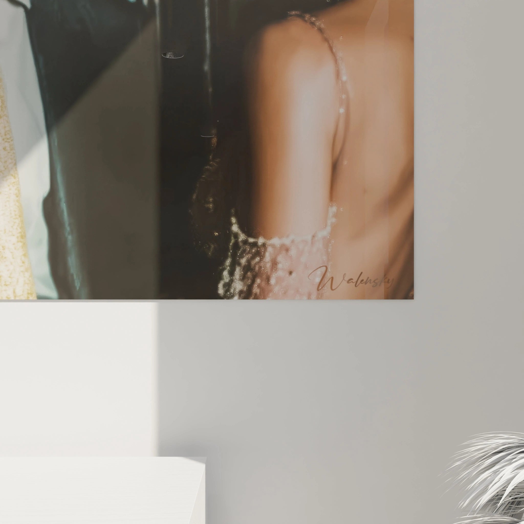 Tableau mural luxe masculin de Walensky avec des textures élégantes et des détails contemporains