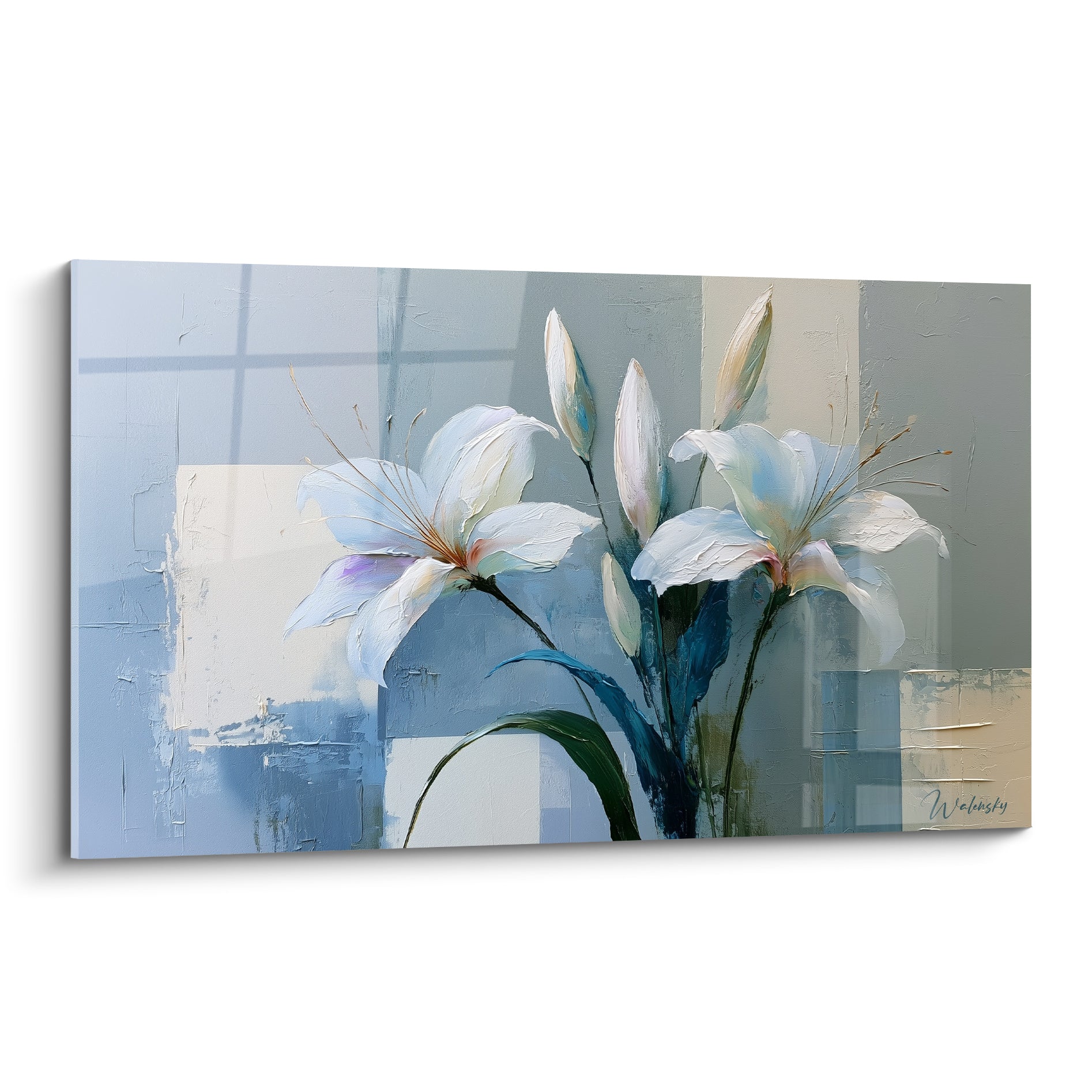 Lys blancs aux pétales veinés de violet, texture épaisse sur fond bleu-gris et doré