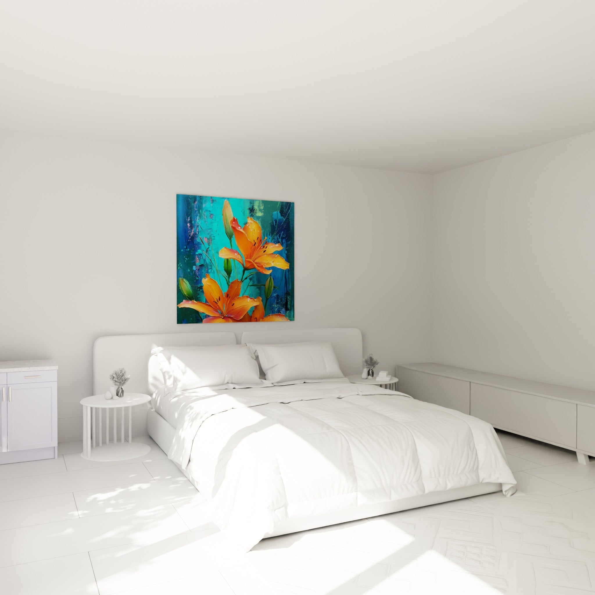 Fleurs de lys orange et boutons verts accrochées au-dessus d'un lit dans une chambre claire