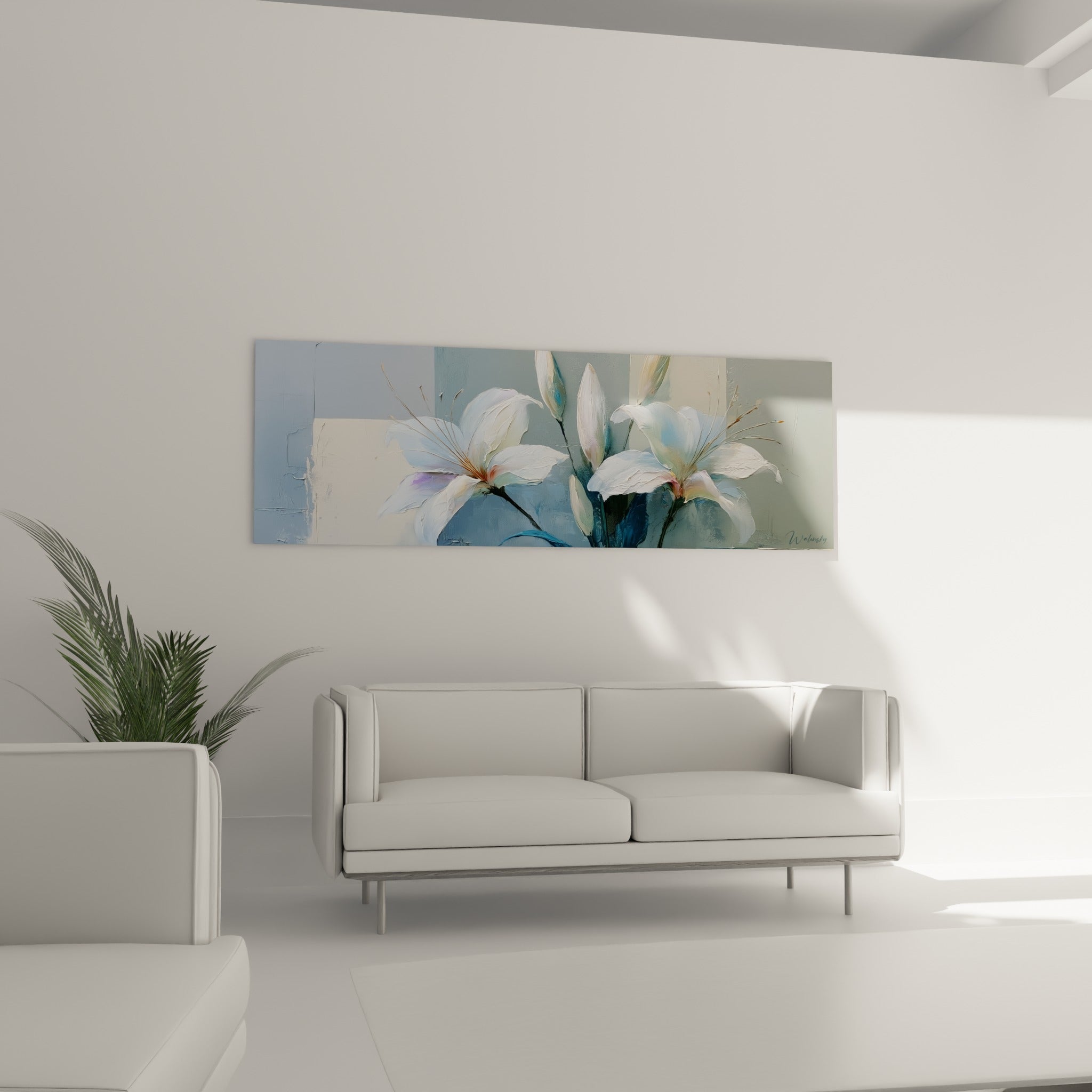 Bouquet de lys blanc et bleu poudré, au-dessus d'un canapé dans un salon lumineux
