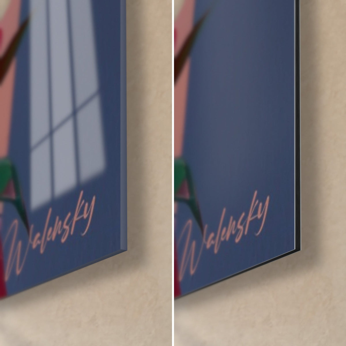 Tableau fleurs de lys rose vif, coin bas droit : verre acrylique brillant et alu Dibond mat bleu nuit, tranche 3 mm