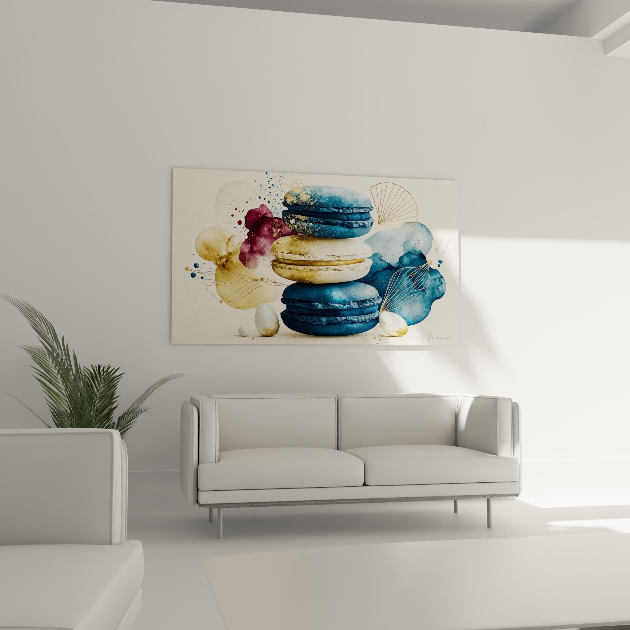 Empilement de macarons dorés et bleu marine au-dessus d'un canapé dans un salon lumineux
