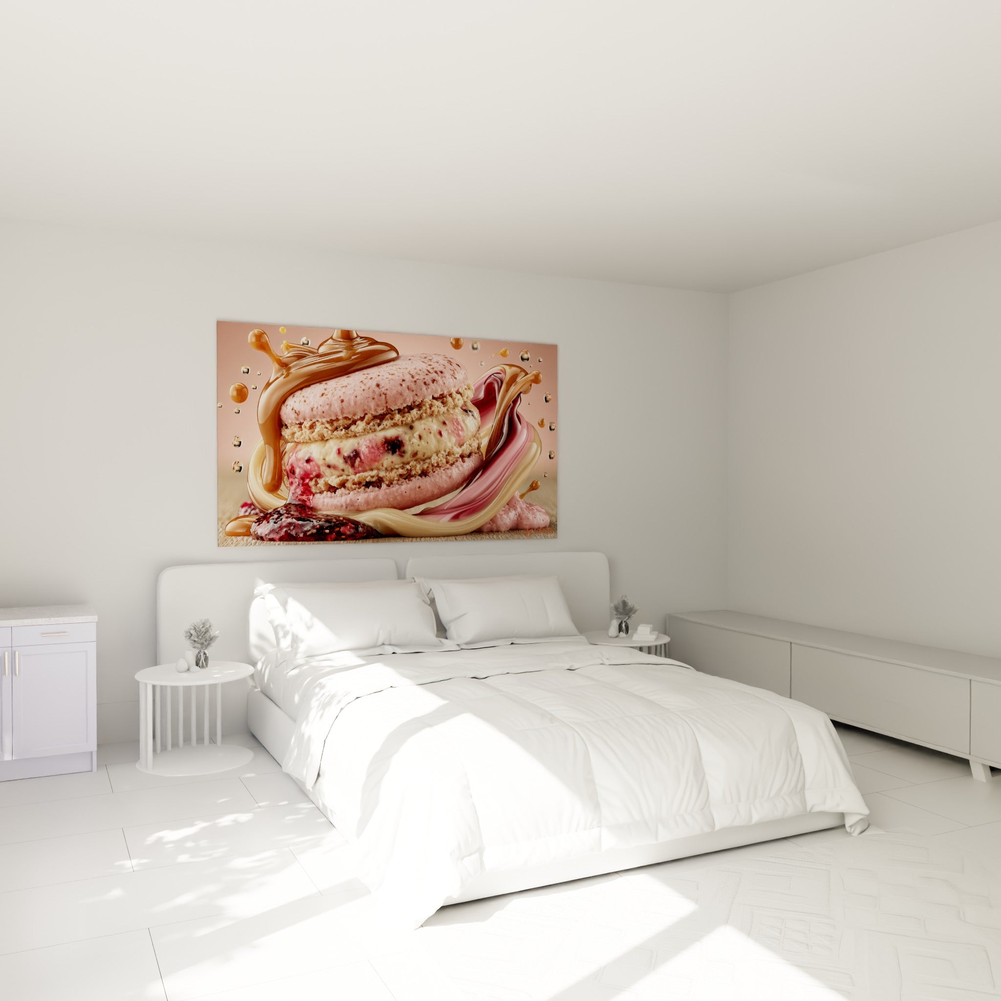 Douceur rose et caramel du macaron gourmand accrochée au-dessus d'un lit dans une chambre claire