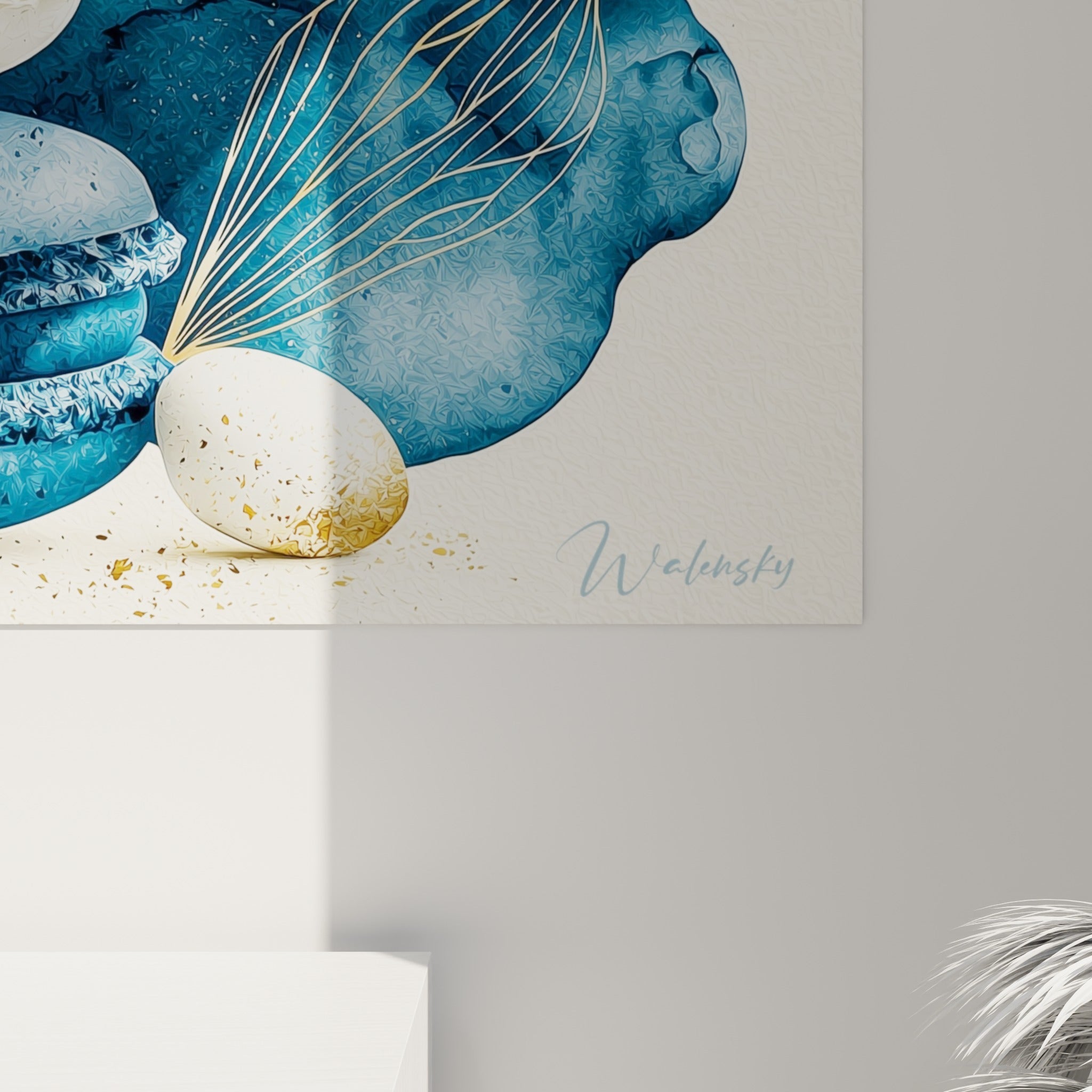 Détail des macarons montrant le grain granuleux bleu marine et les éclats dorés texturés