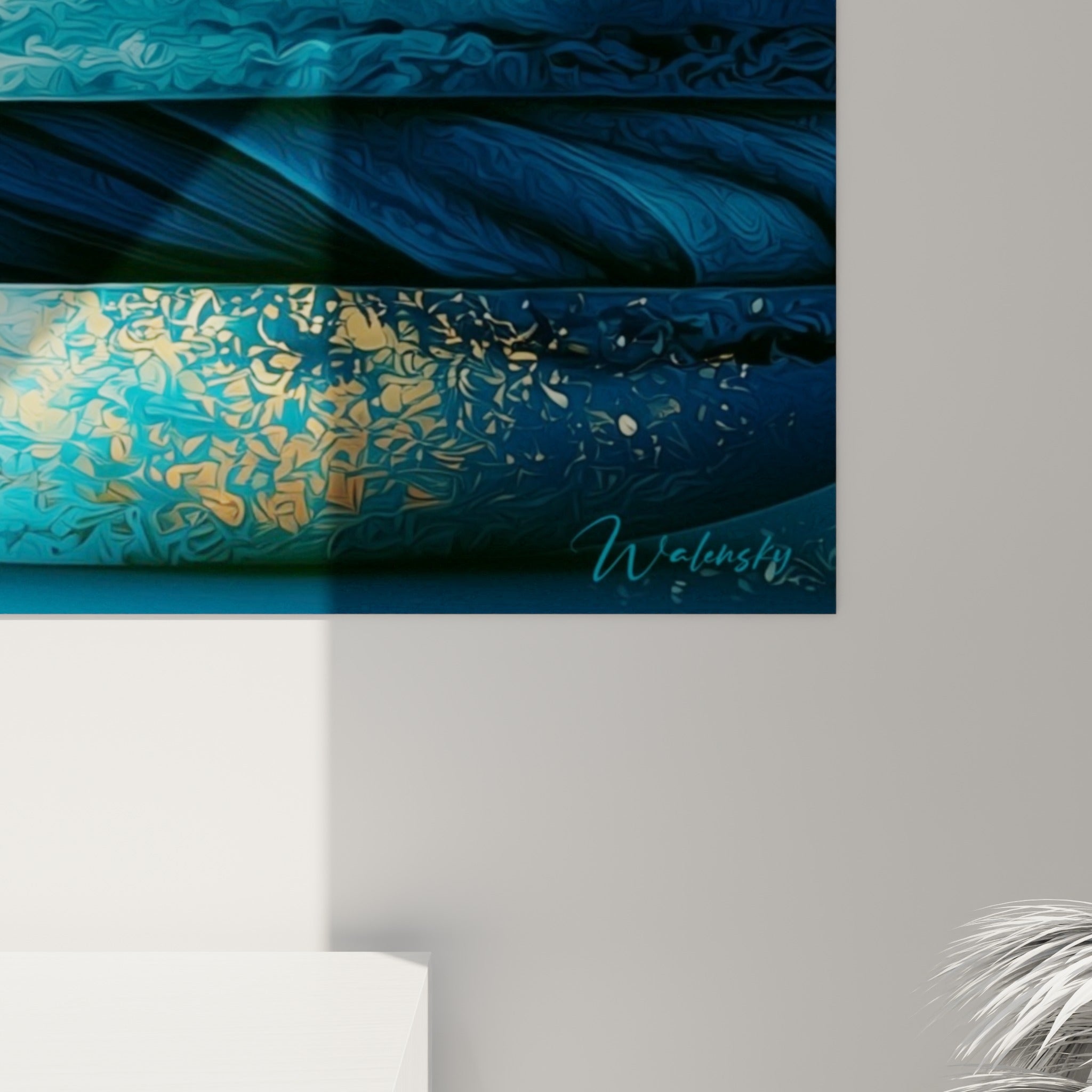 Texture peinte des macarons bleu marine et dorés révélant empâtements et reflets de lumière