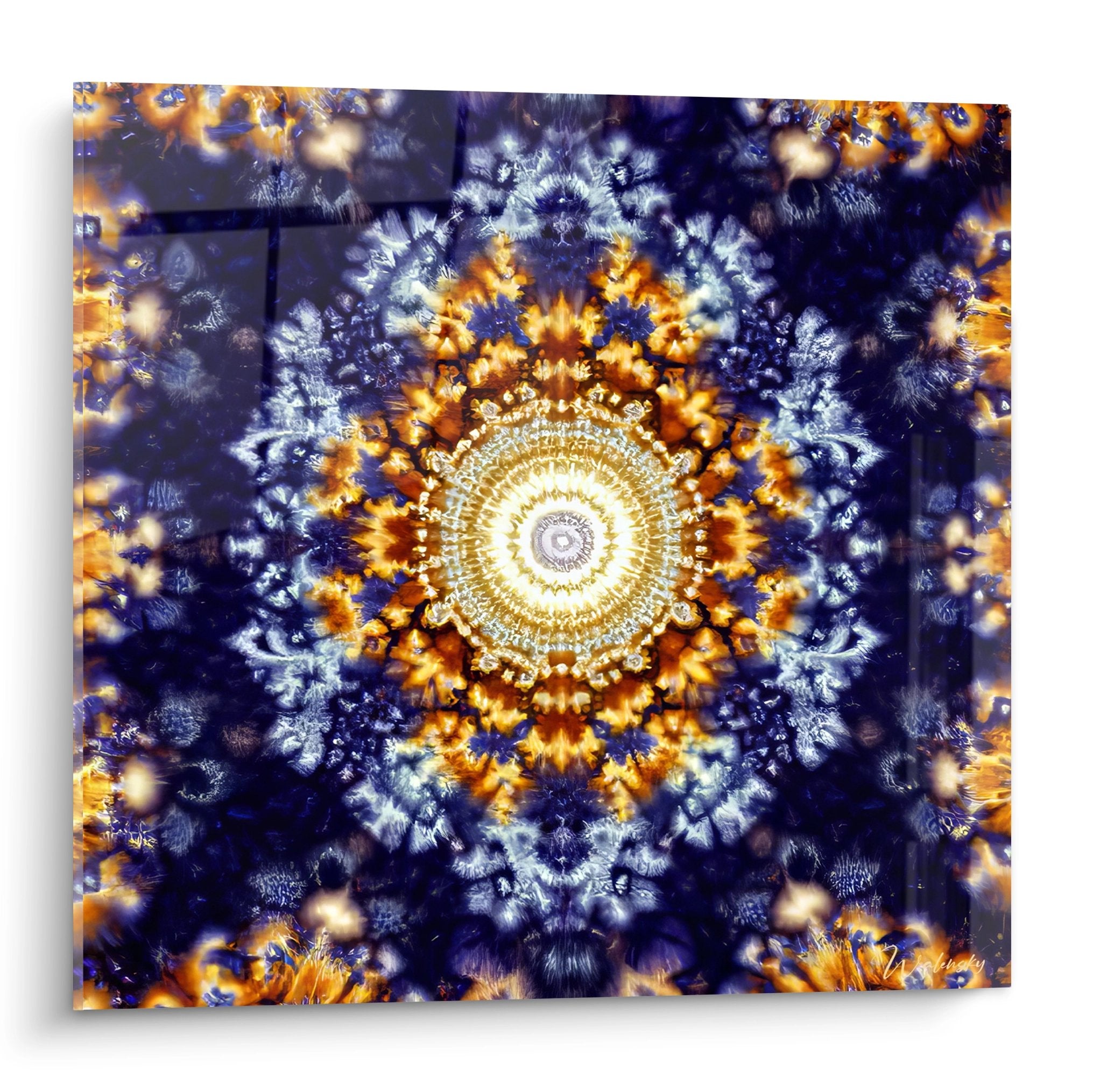 Tableau mural mandala cosmique fractale doré et bleu avec motifs géométriques rayonnants