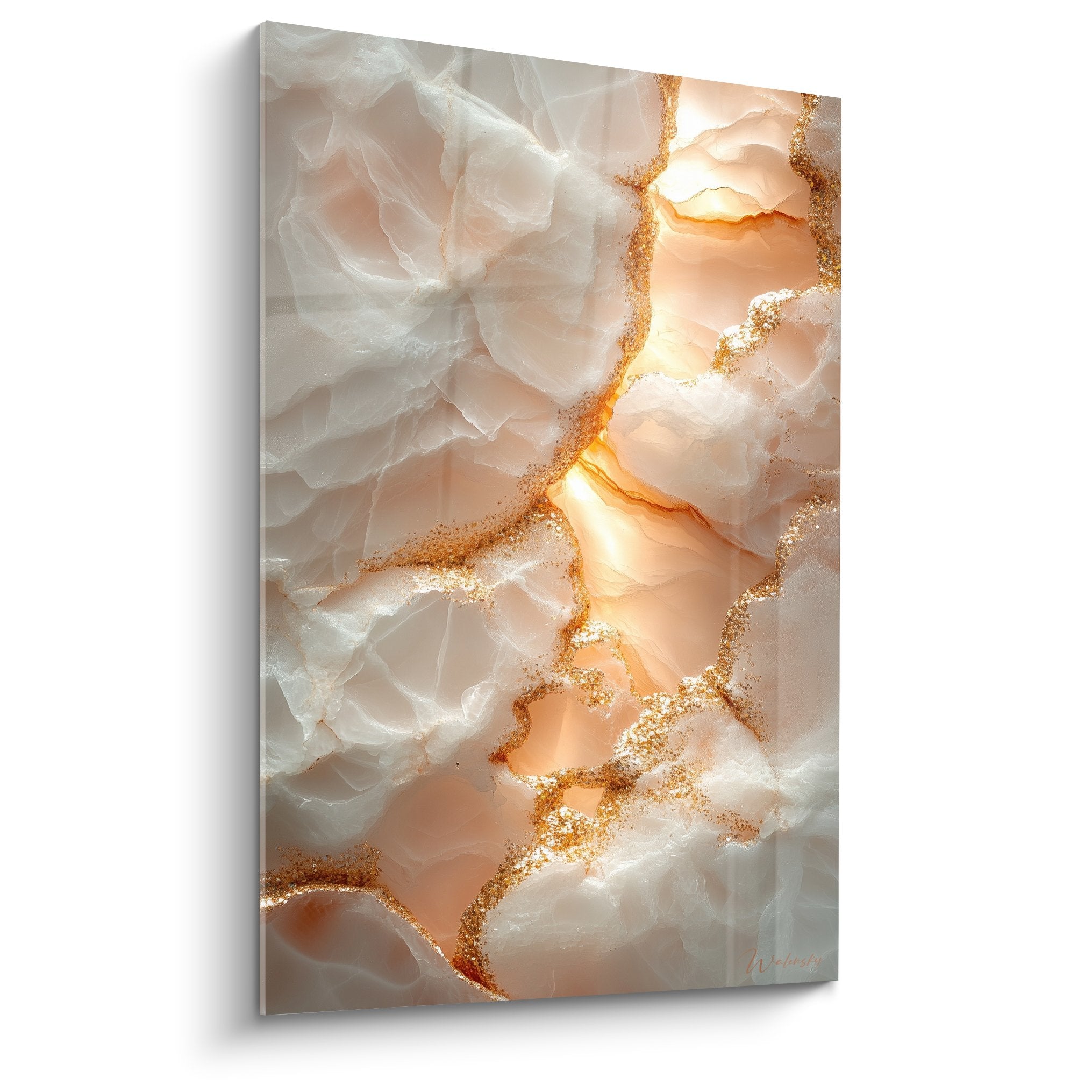 Tableau marbre abstrait aux veines dorées scintillantes sur fond nacré blanc et beige rosé
