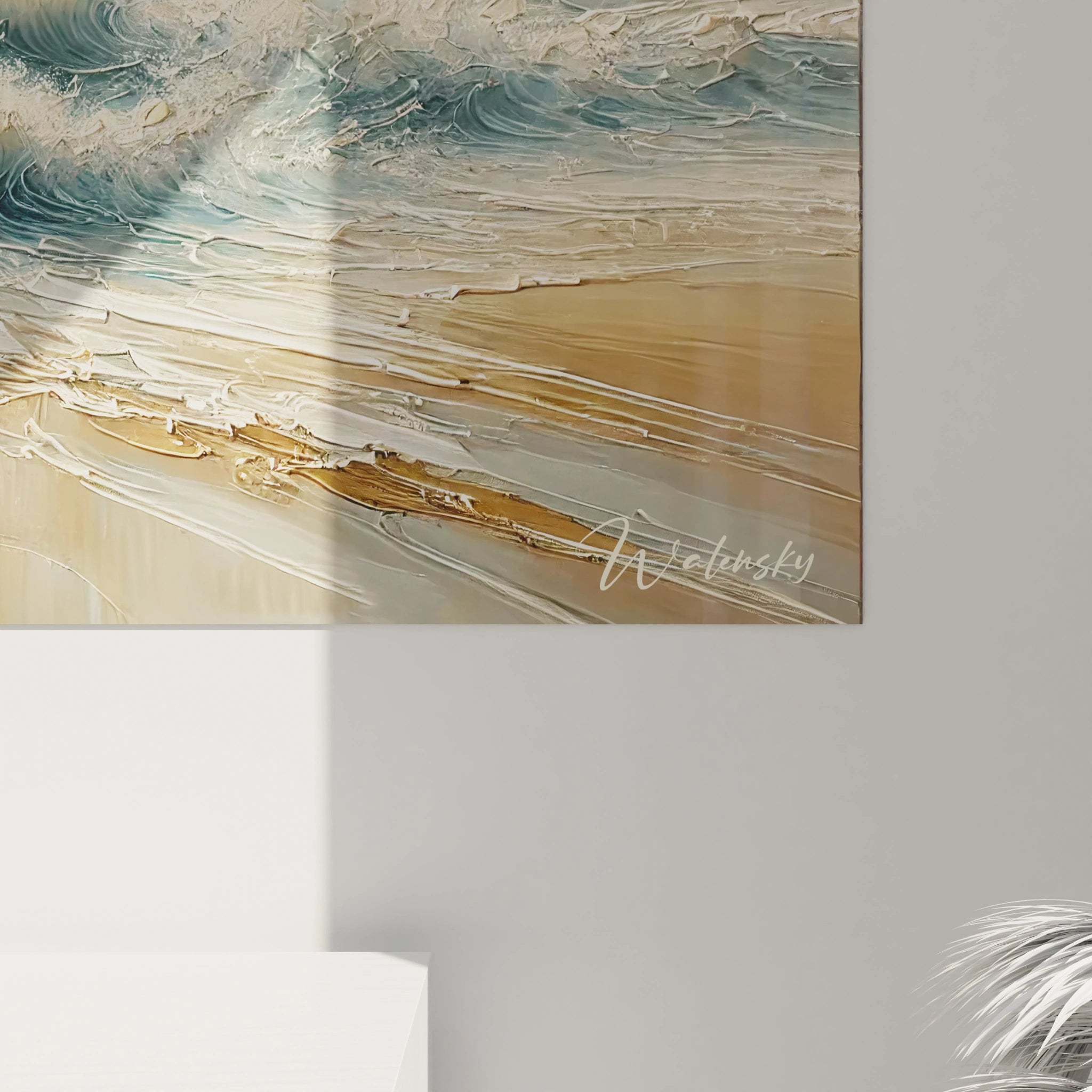 Vue de près, ce tableau Mer révèle chaque coup de pinceau vibrant. Les couleurs dorées et bleues fusionnent pour offrir une expérience visuelle unique.