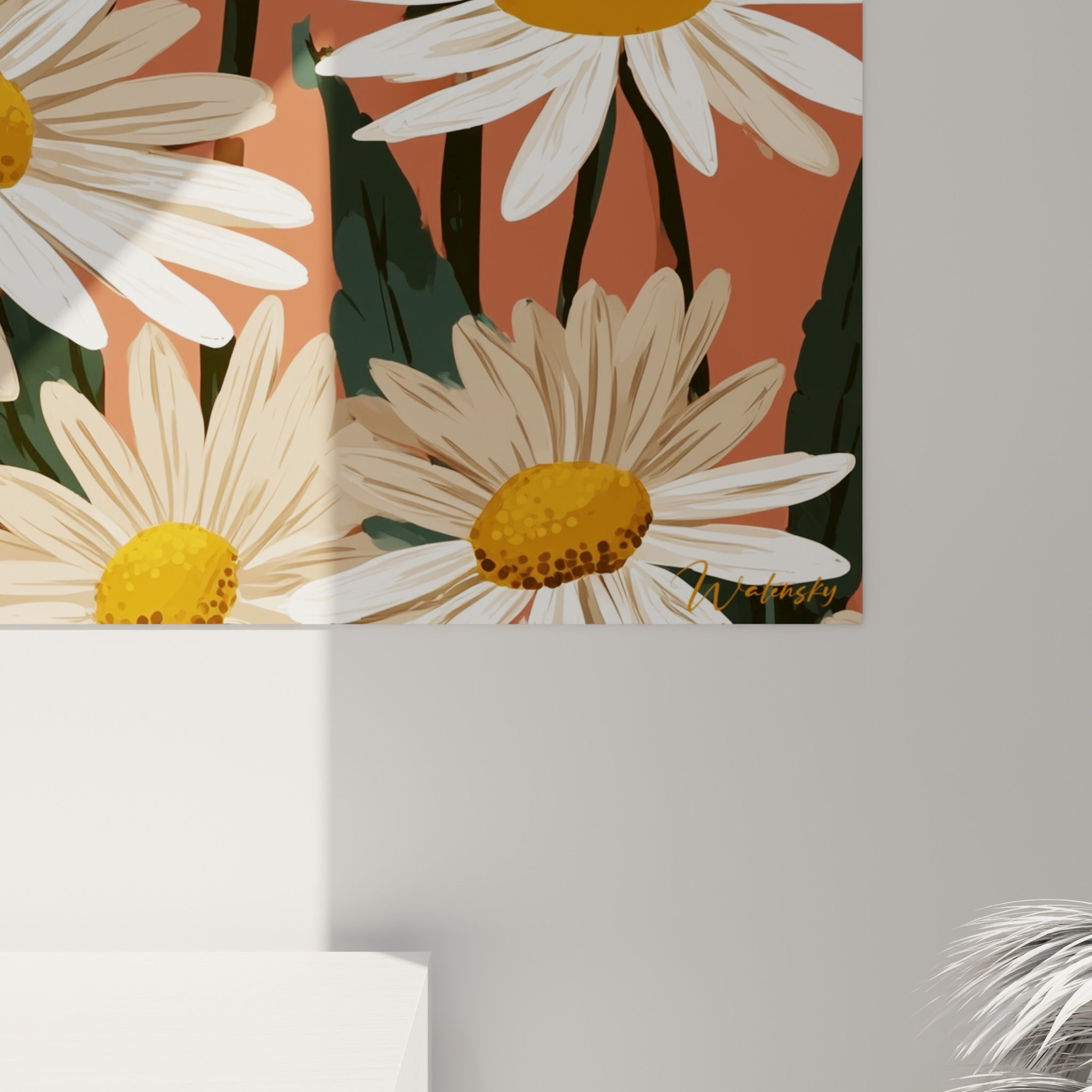 Détail des pétales blanc cassé et du cœur ocre pointillé, matière lisse et couleurs franches accrochées.