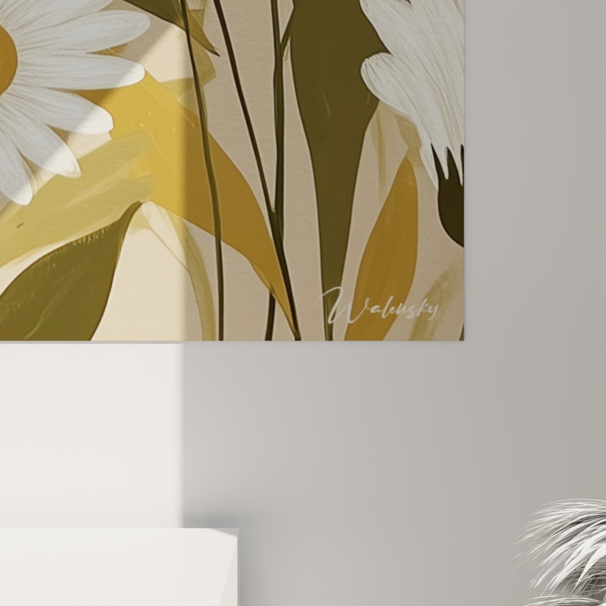 Détail des pétales blancs et du cœur ocre d'une marguerite, texture mate et traits peints visibles