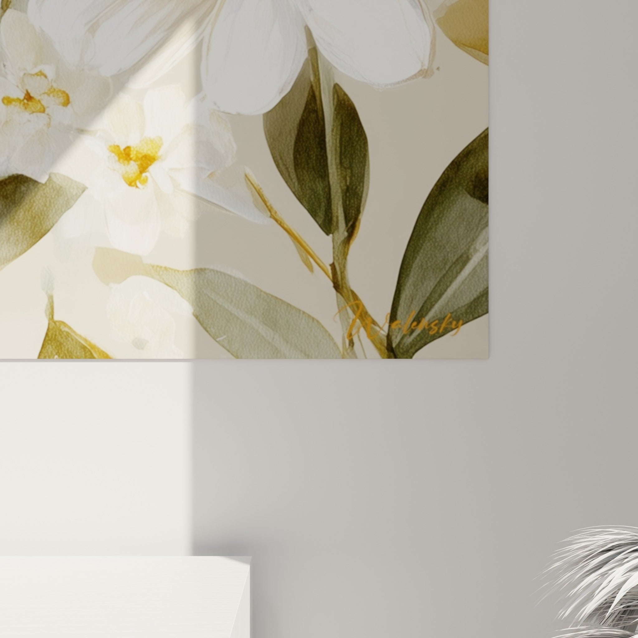Détail des coulures aquarelle sur pétales blancs et cœur doré d'une marguerite peinte