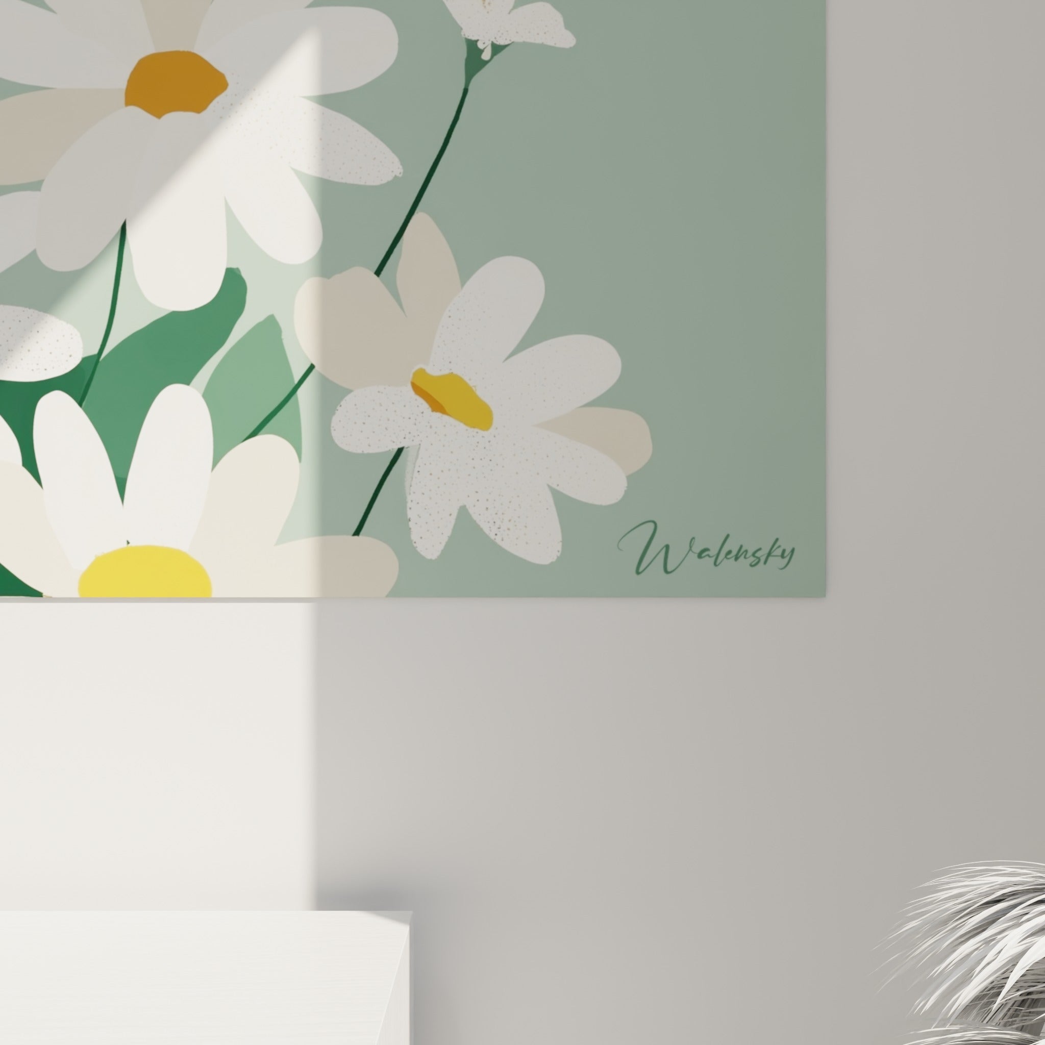 Détail des pétales blancs mouchetés et des cœurs dorés du tableau marguerite vert sauge